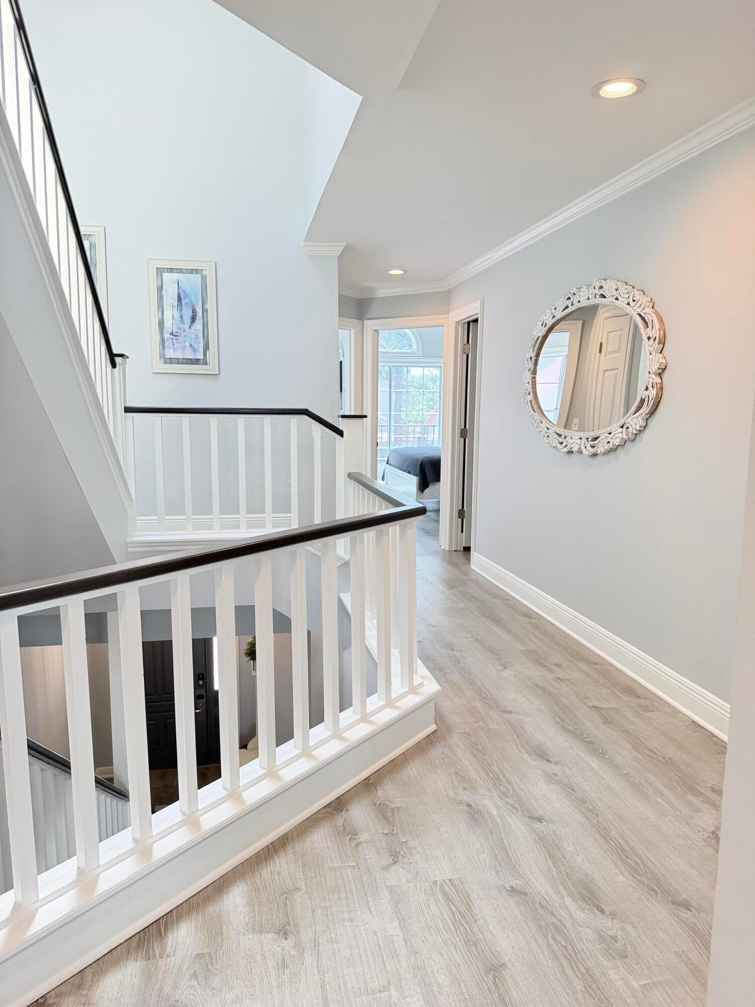 VANTAGE POINTE - Residential