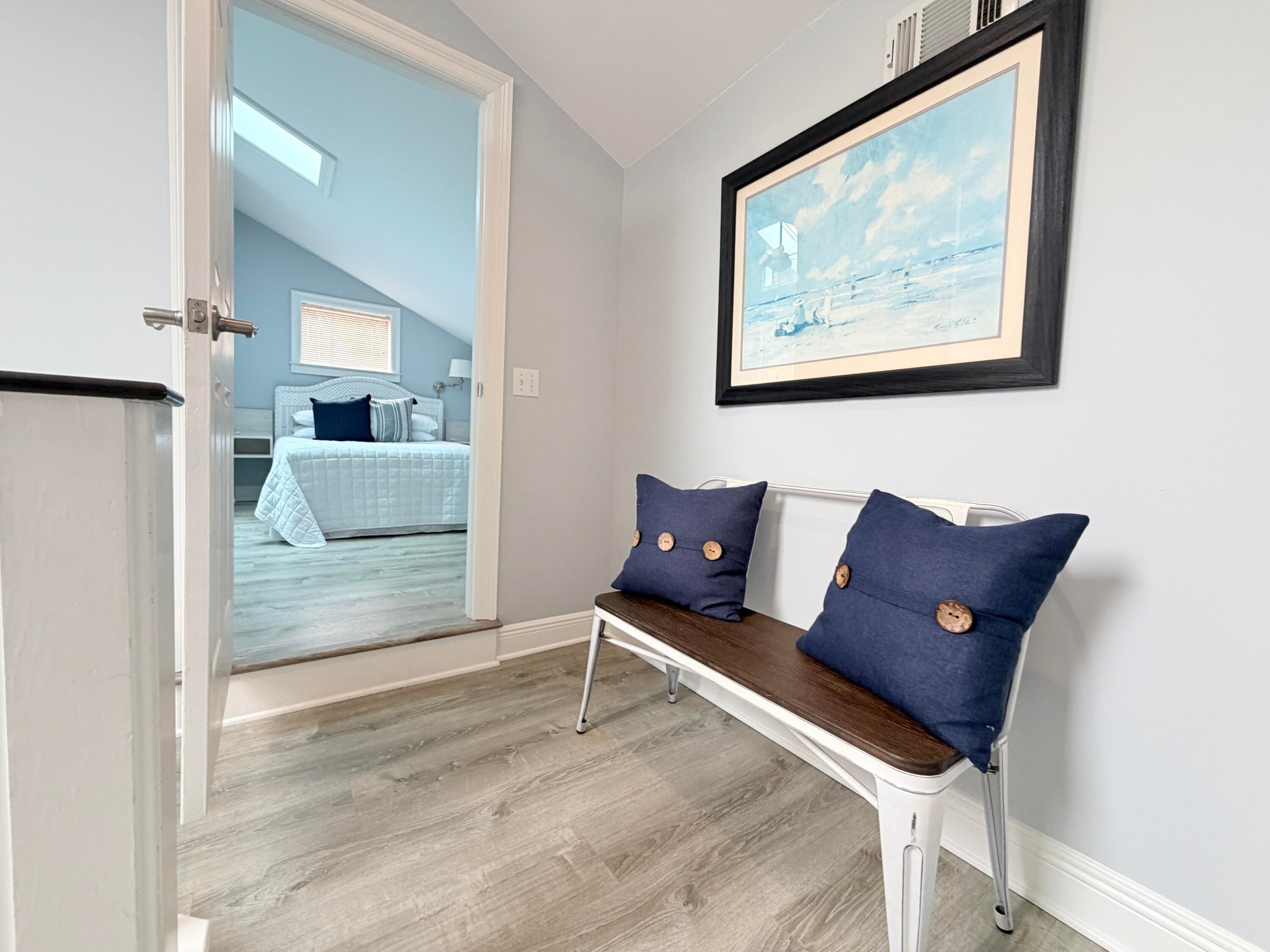 VANTAGE POINTE - Residential
