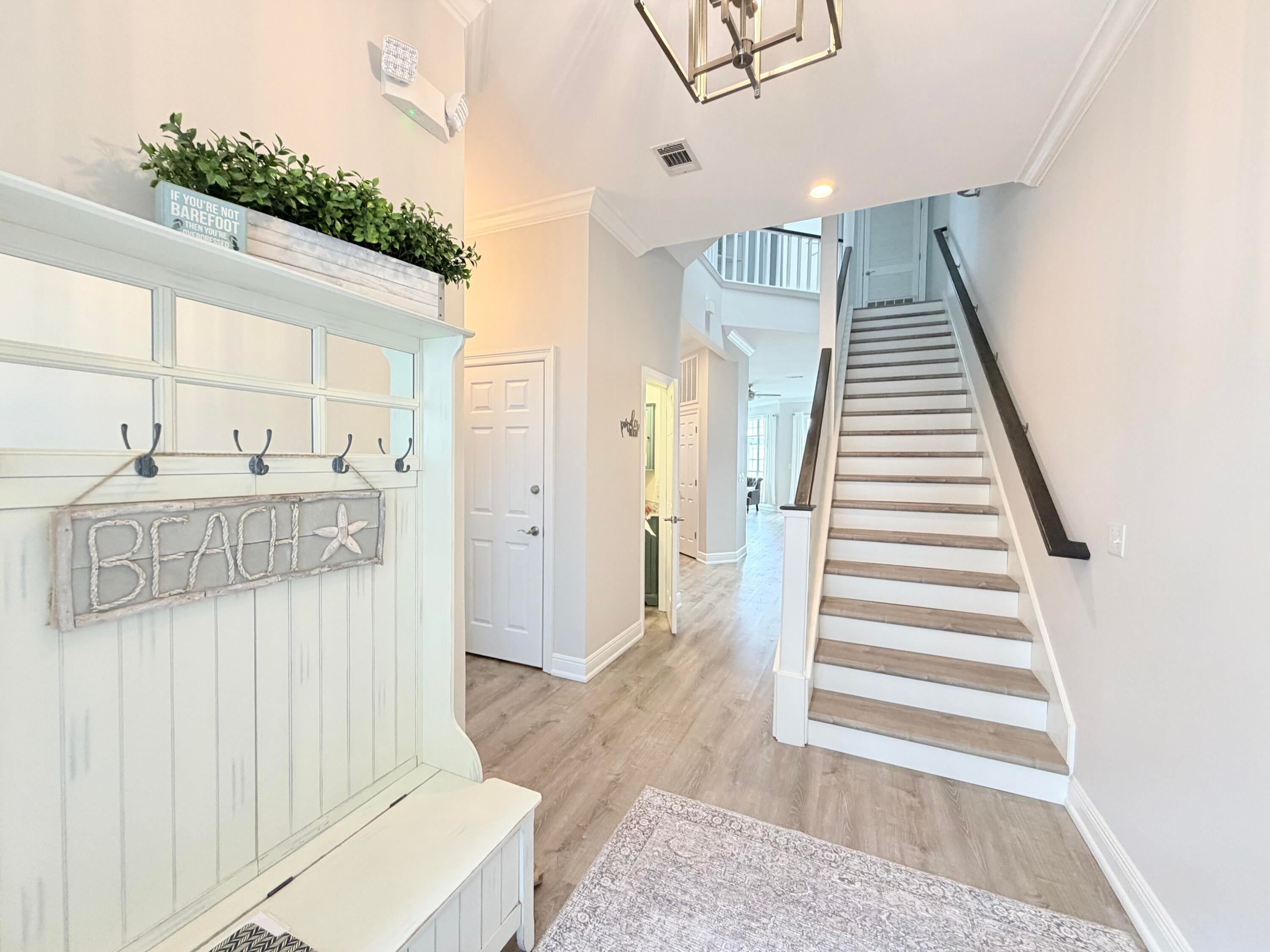 VANTAGE POINTE - Residential