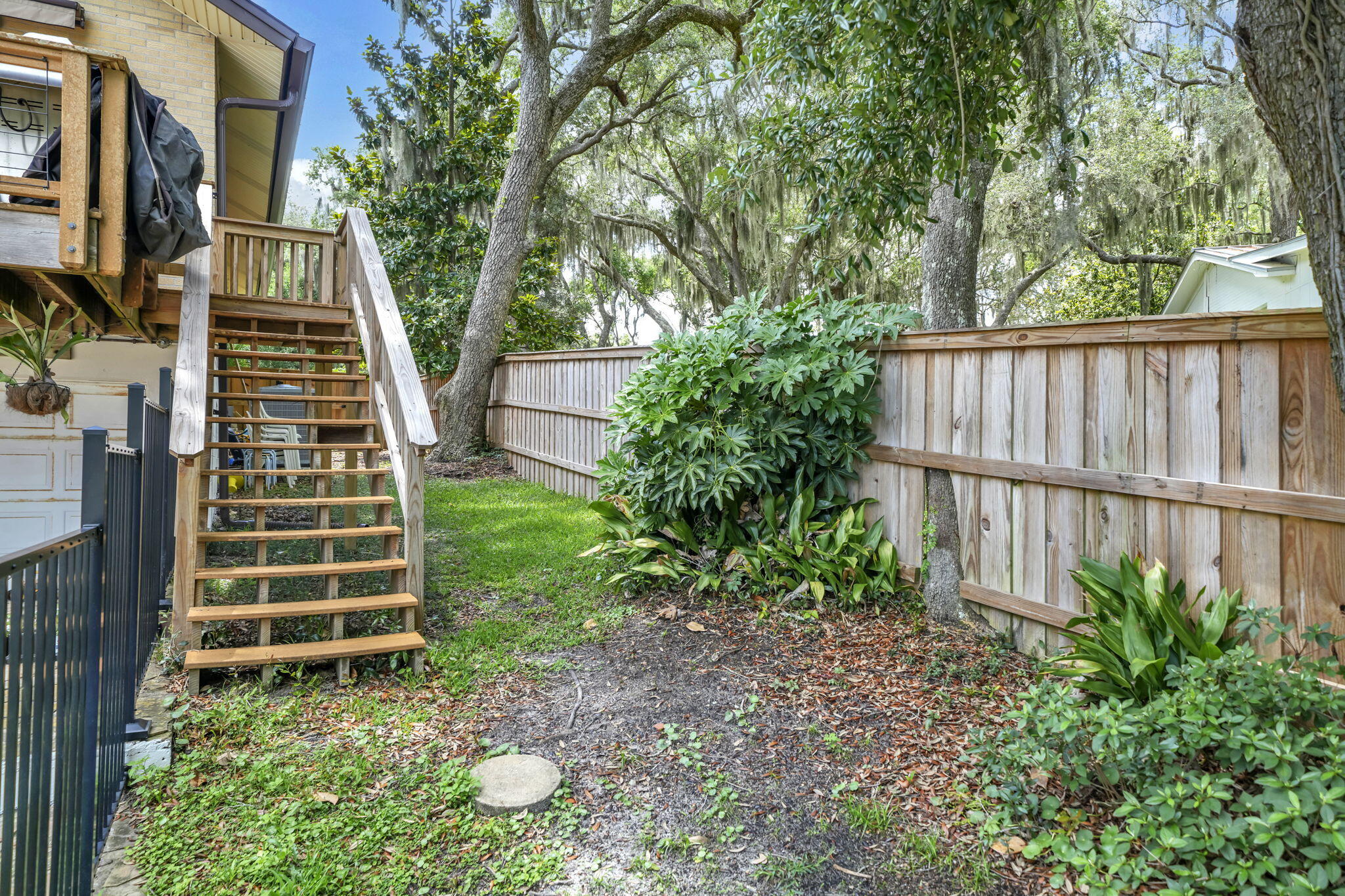 Poquito Bayou - Residential