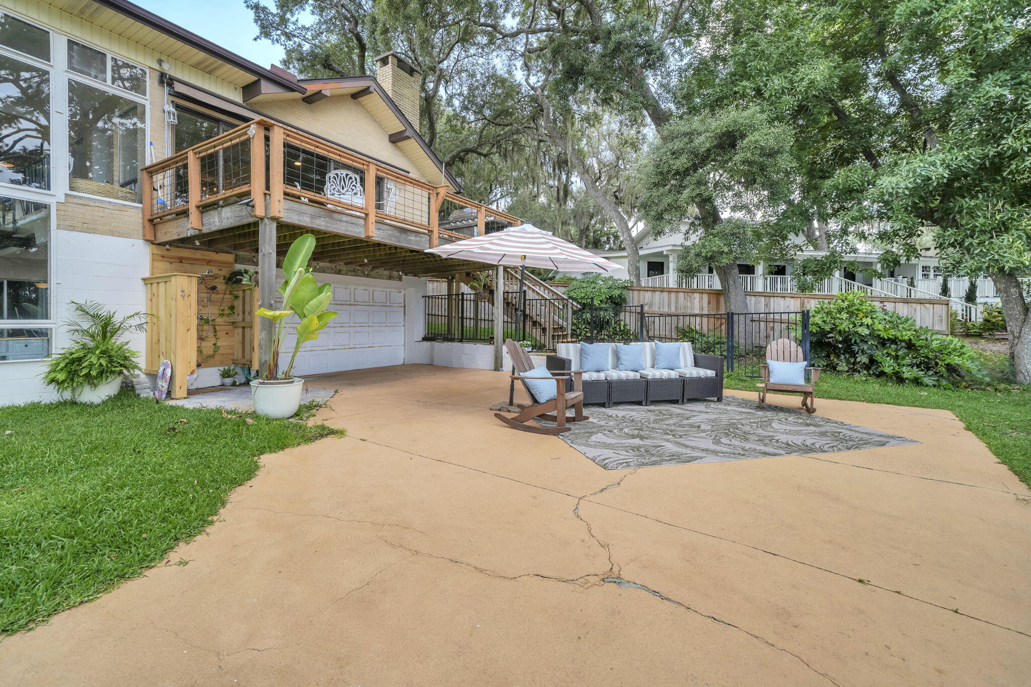 Poquito Bayou - Residential
