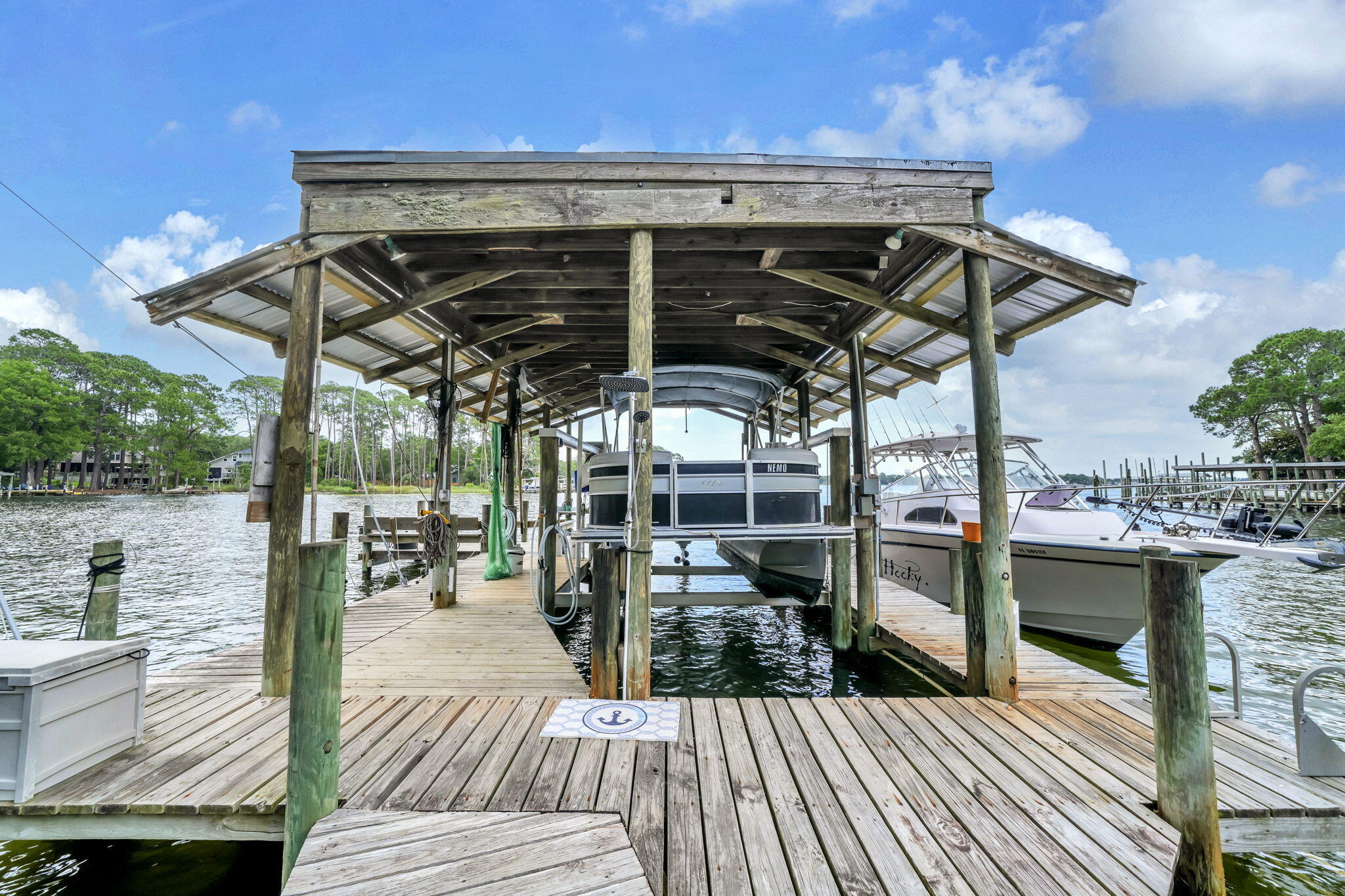 Poquito Bayou - Residential