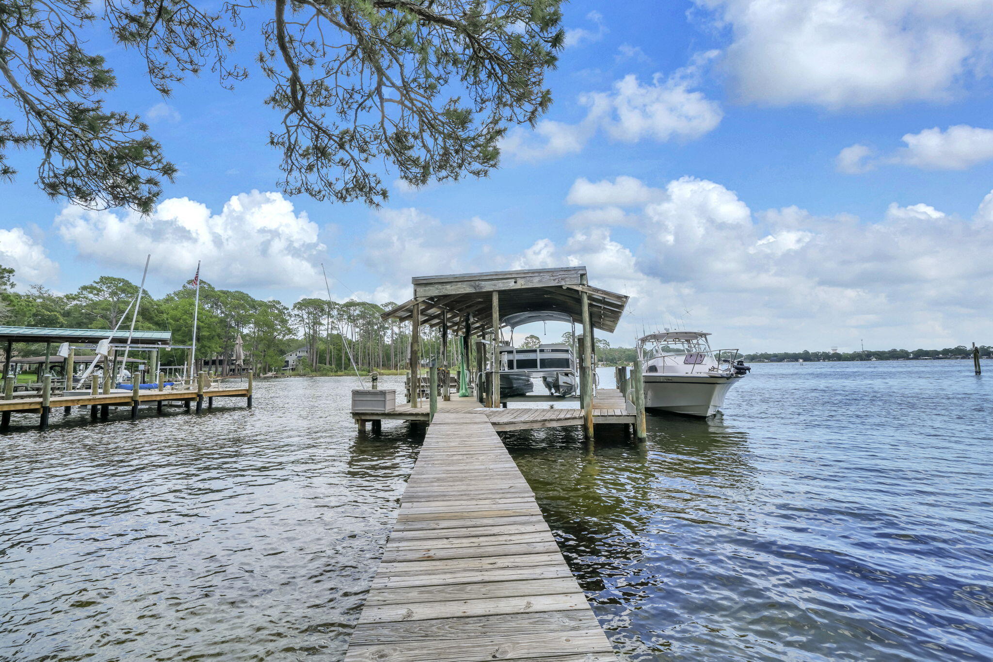 Poquito Bayou - Residential