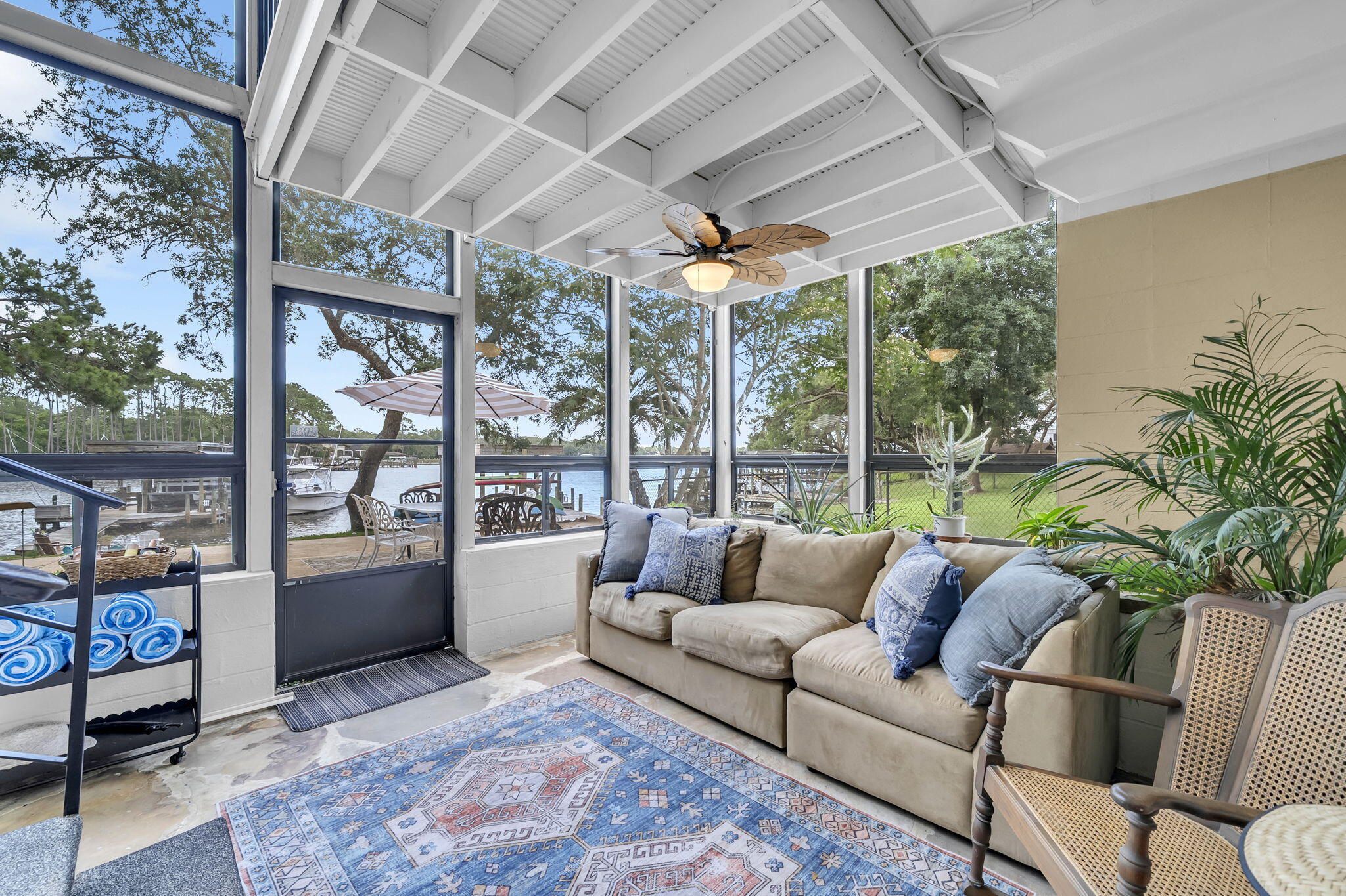 Poquito Bayou - Residential