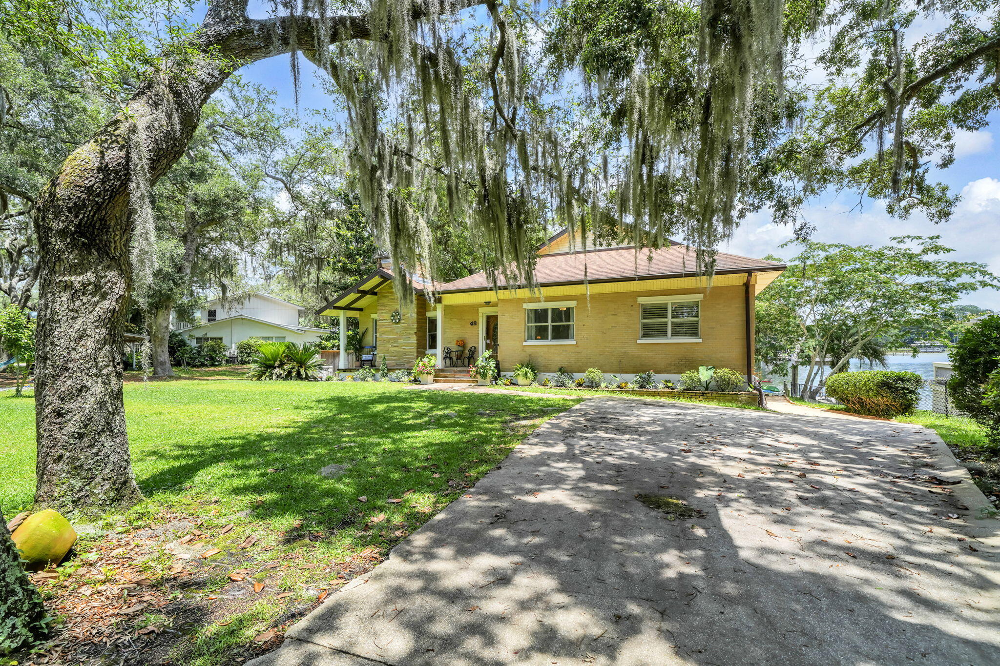 Poquito Bayou - Residential