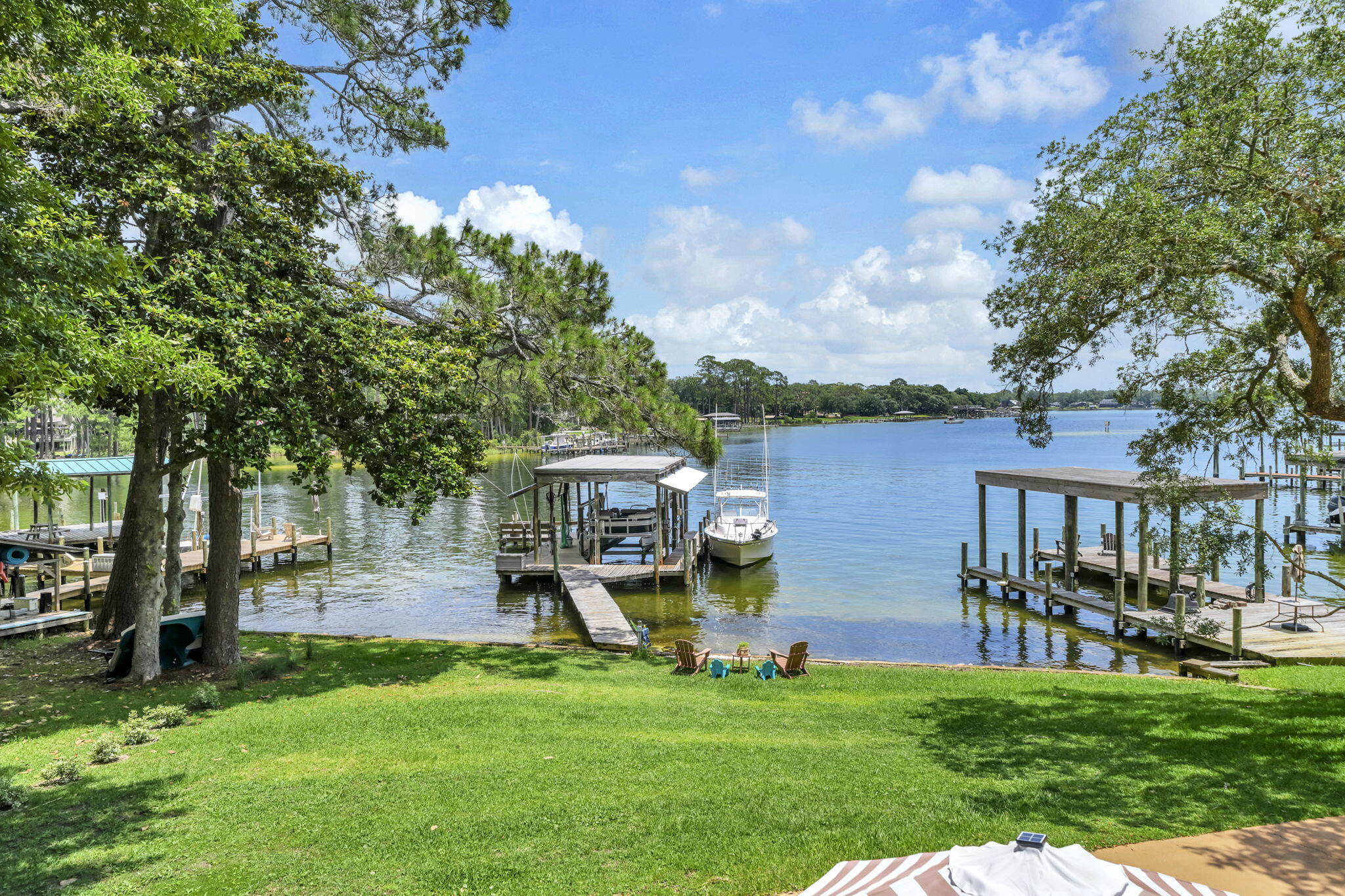 Poquito Bayou - Residential