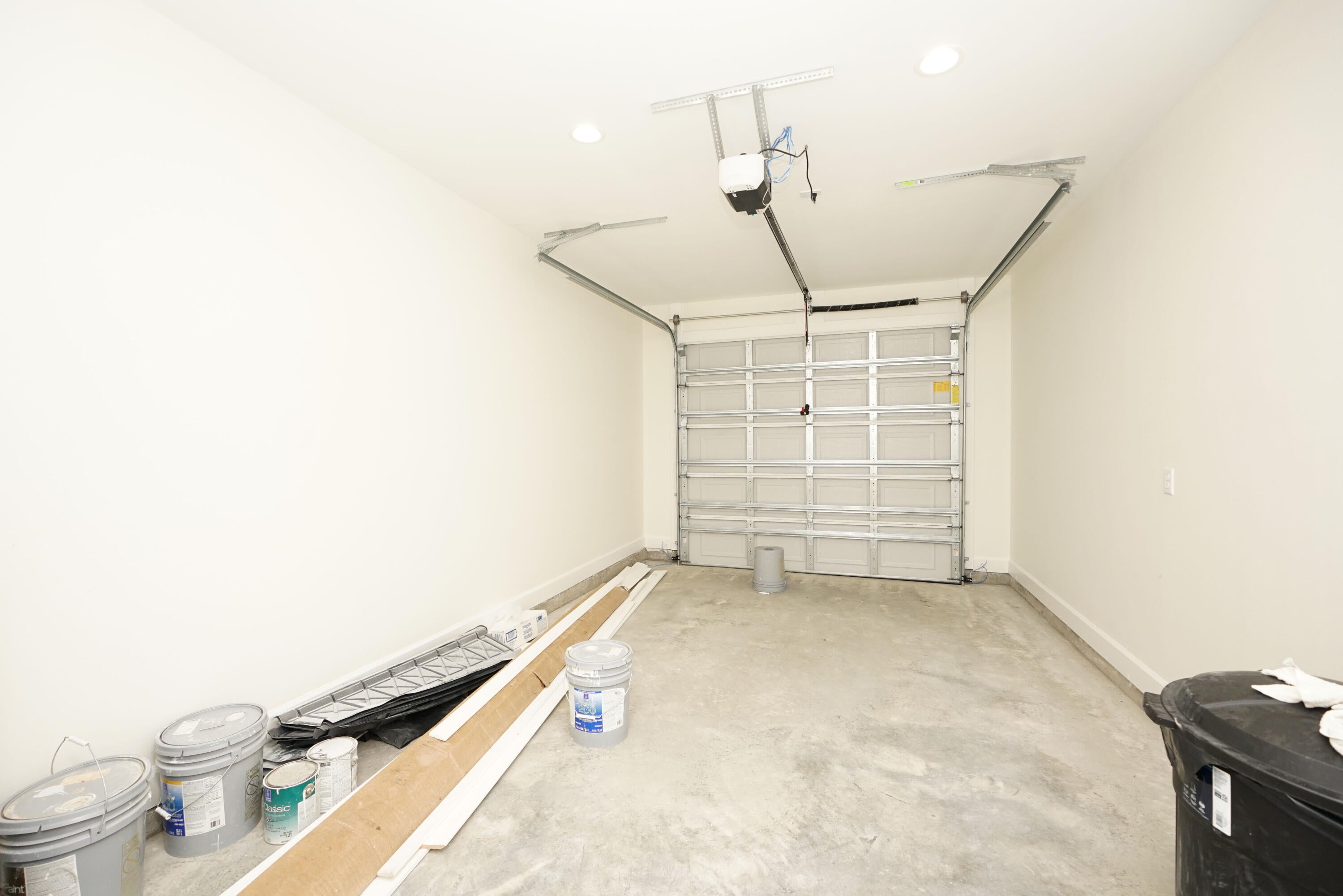 OAKWOOD HILLS UNIT 1 - Residential