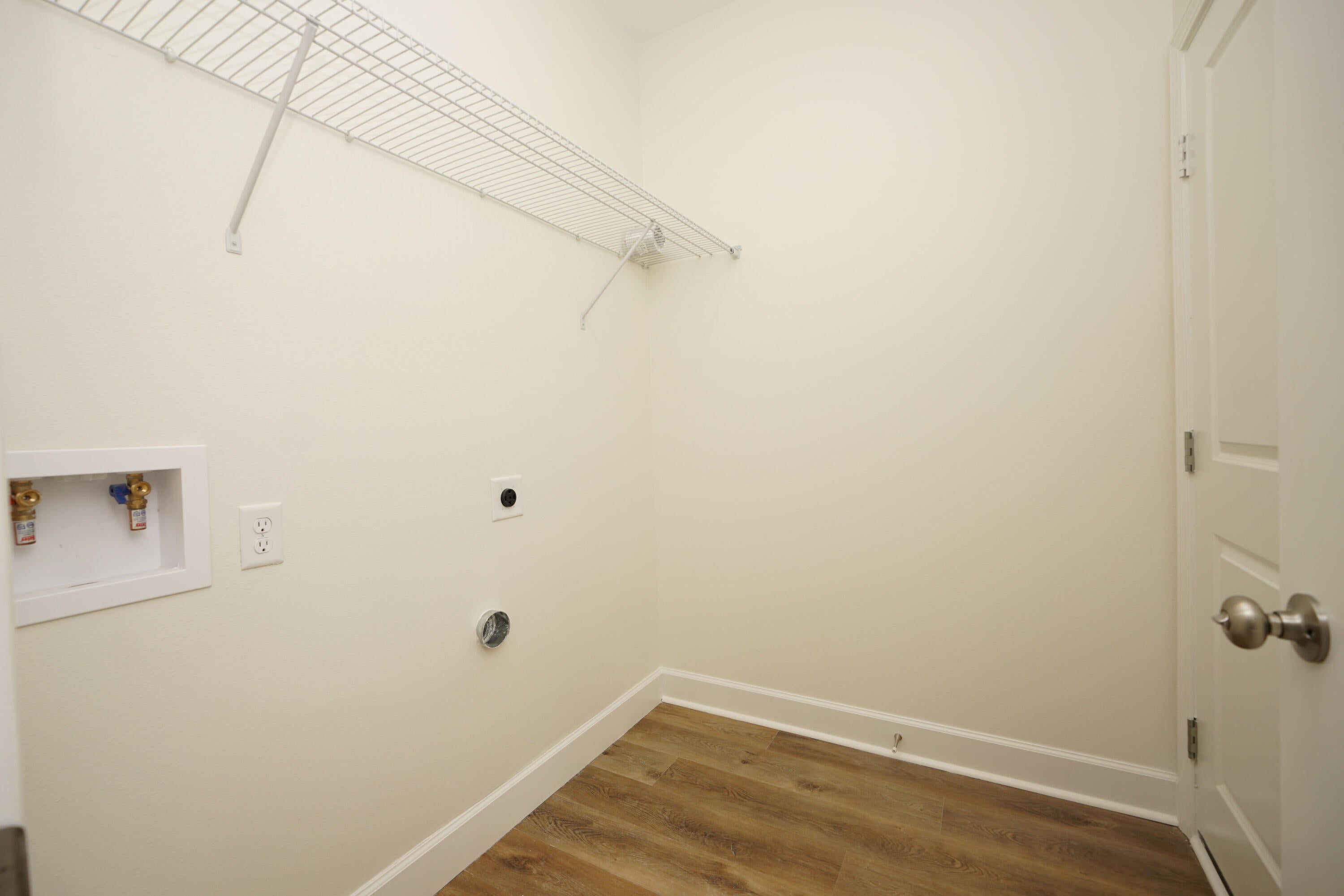 OAKWOOD HILLS UNIT 1 - Residential