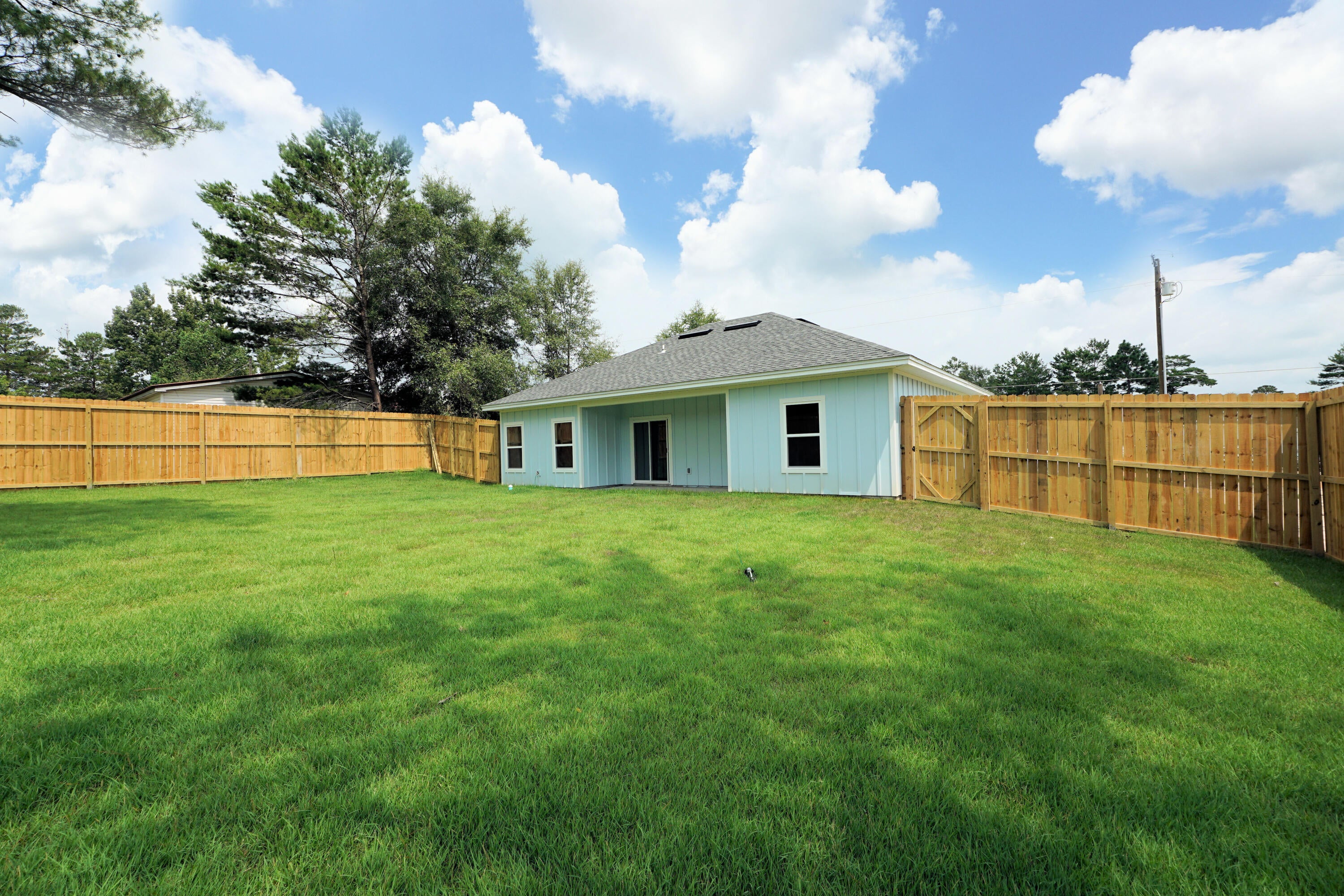 OAKWOOD HILLS UNIT 1 - Residential