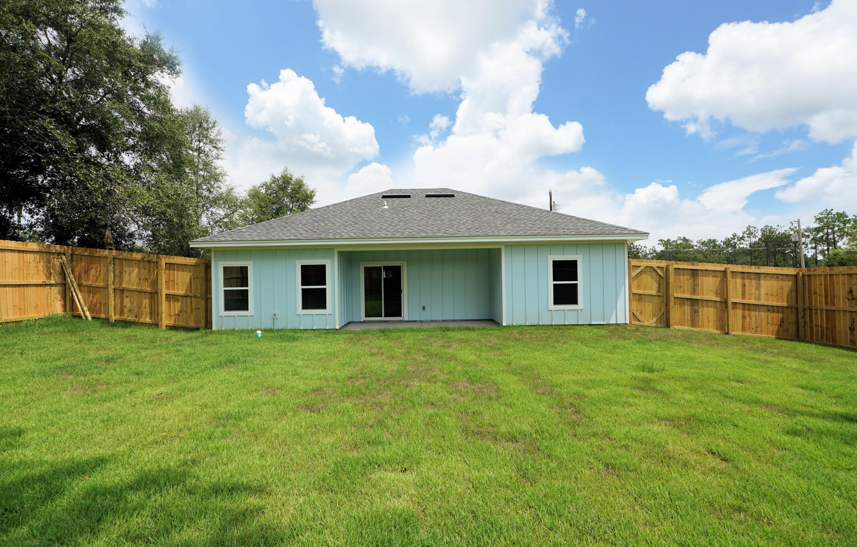 OAKWOOD HILLS UNIT 1 - Residential