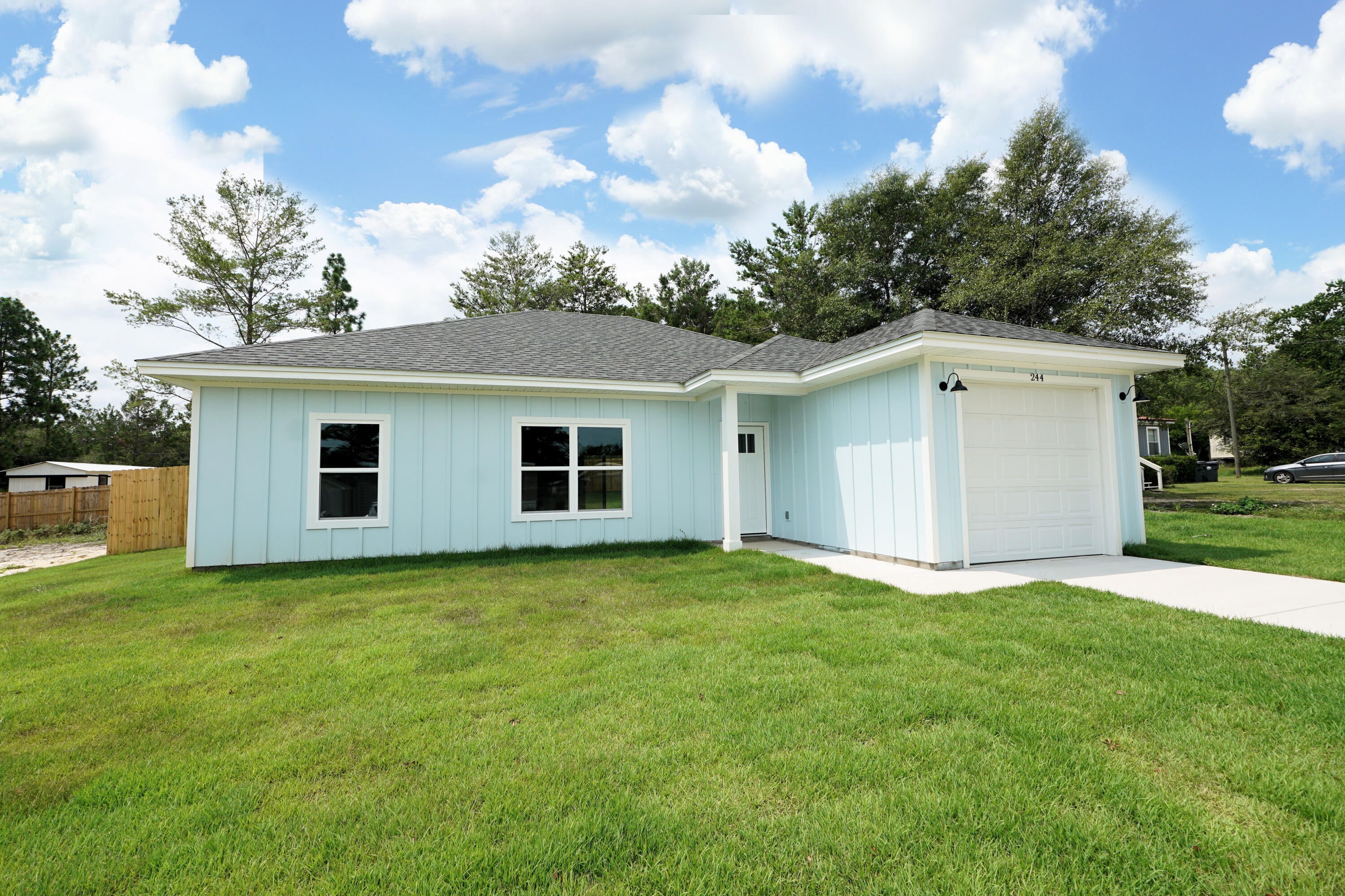 OAKWOOD HILLS UNIT 1 - Residential