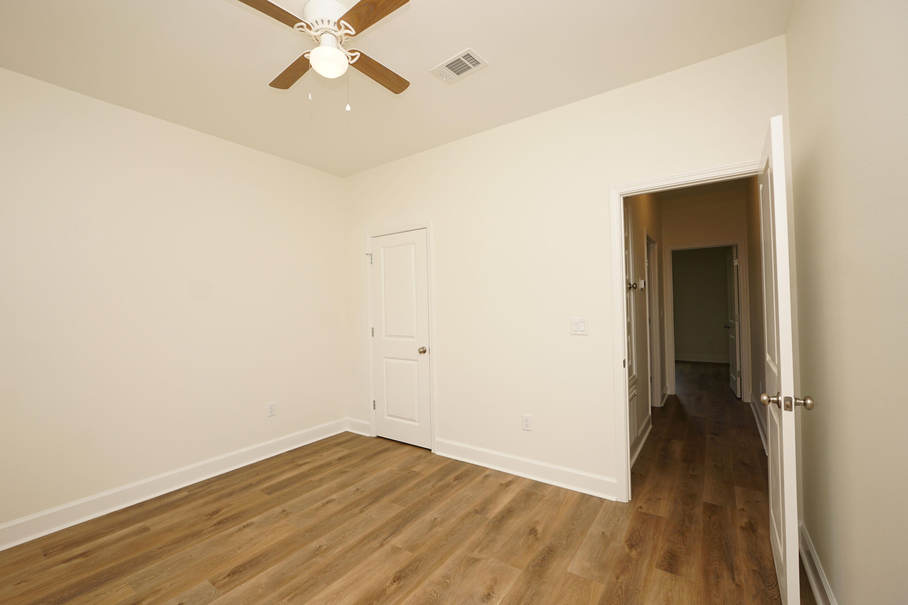 OAKWOOD HILLS UNIT 1 - Residential