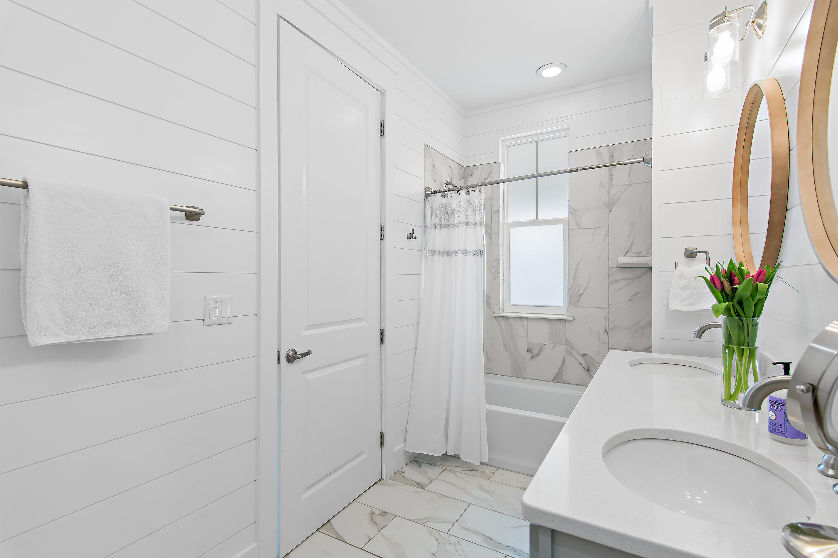 30A TOWNHOMES - Residential