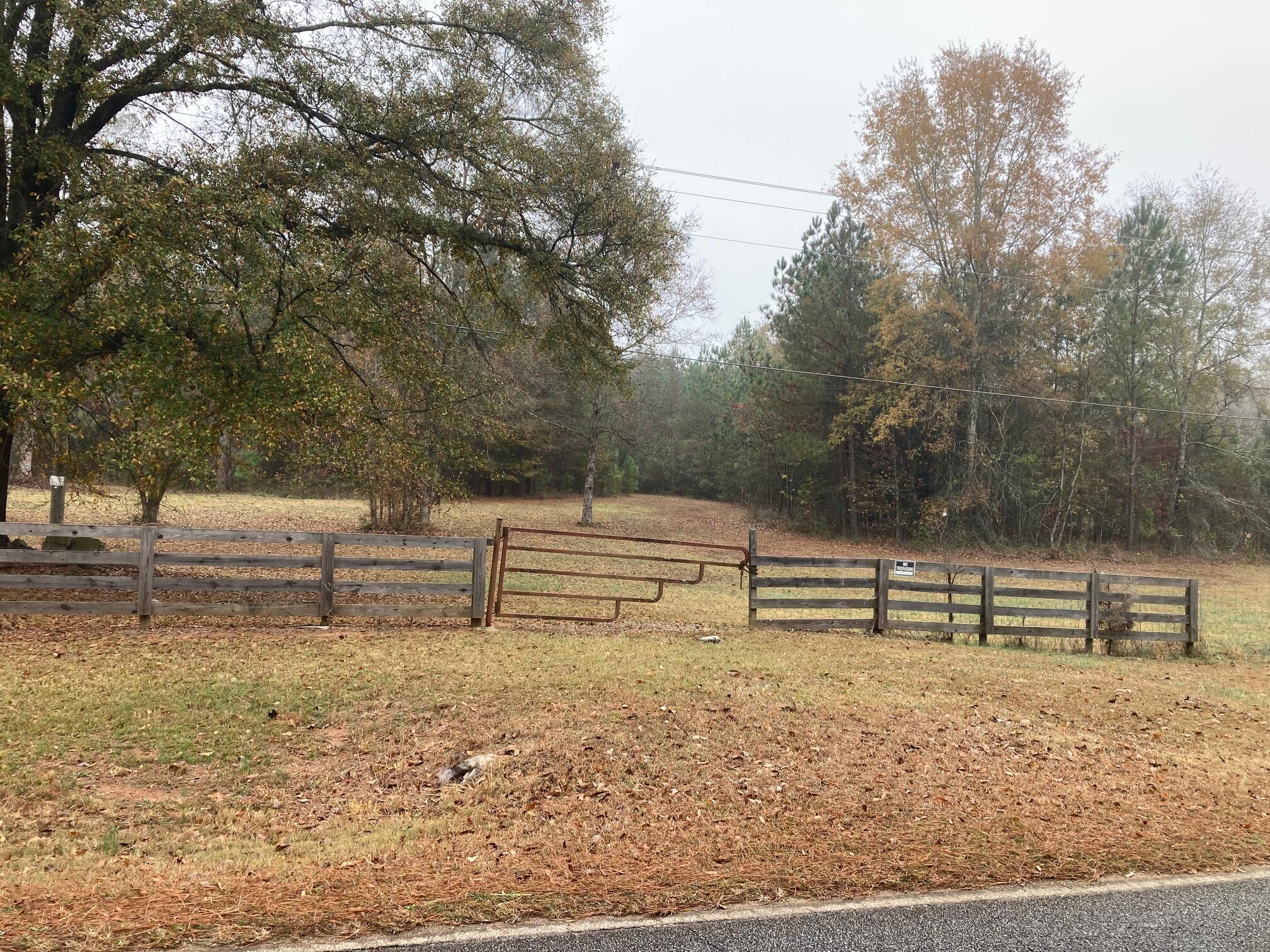 Senoia - Land