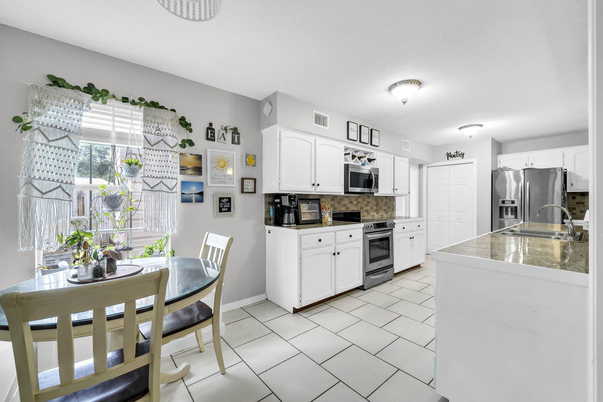 WINDMILL TERRACE - Residential