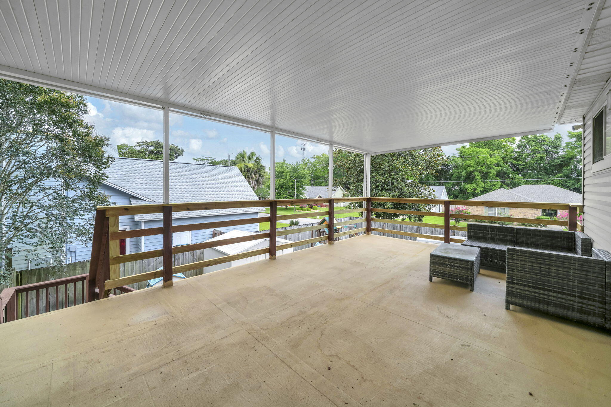 WINDMILL TERRACE - Residential