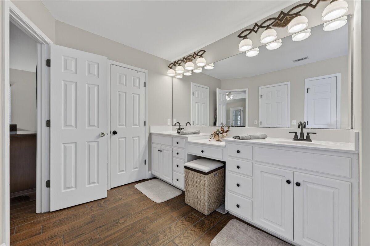 DANA POINTE - Residential