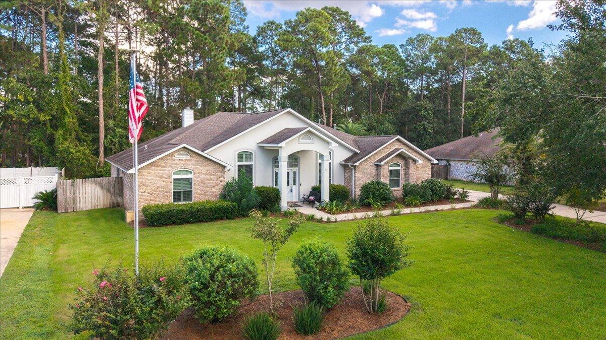DANA POINTE - Residential