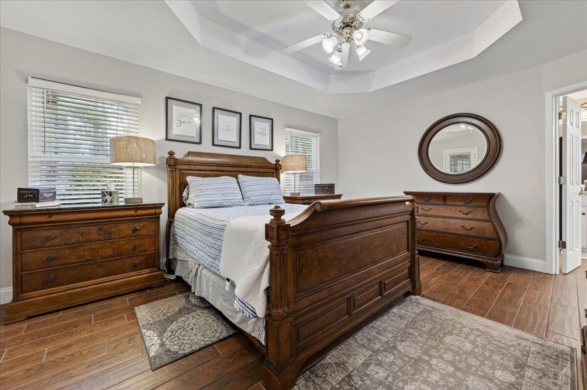 DANA POINTE - Residential