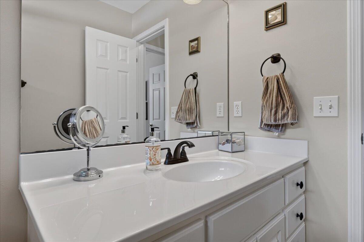 DANA POINTE - Residential