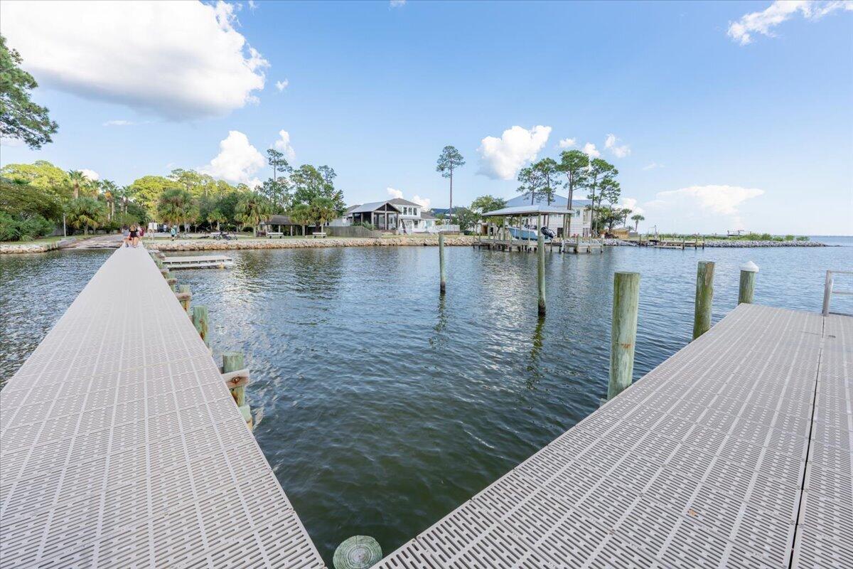 DANA POINTE - Residential