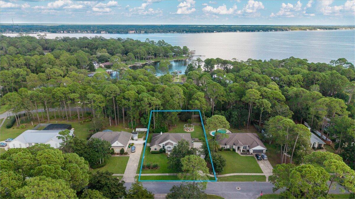 DANA POINTE - Residential