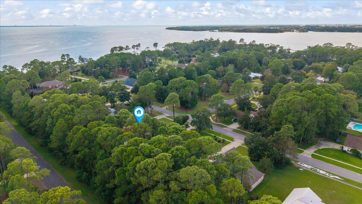 DANA POINTE - Residential