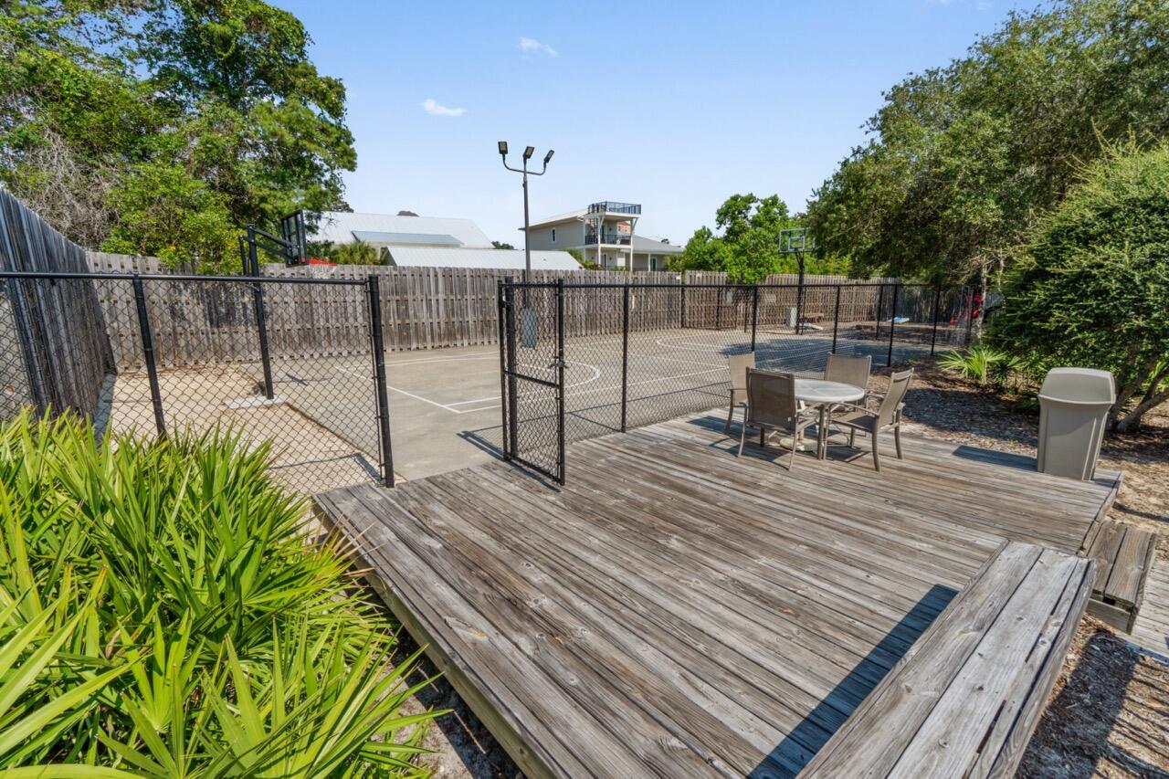 HIDDEN DUNES BEACH COTTAGES 2 - Residential