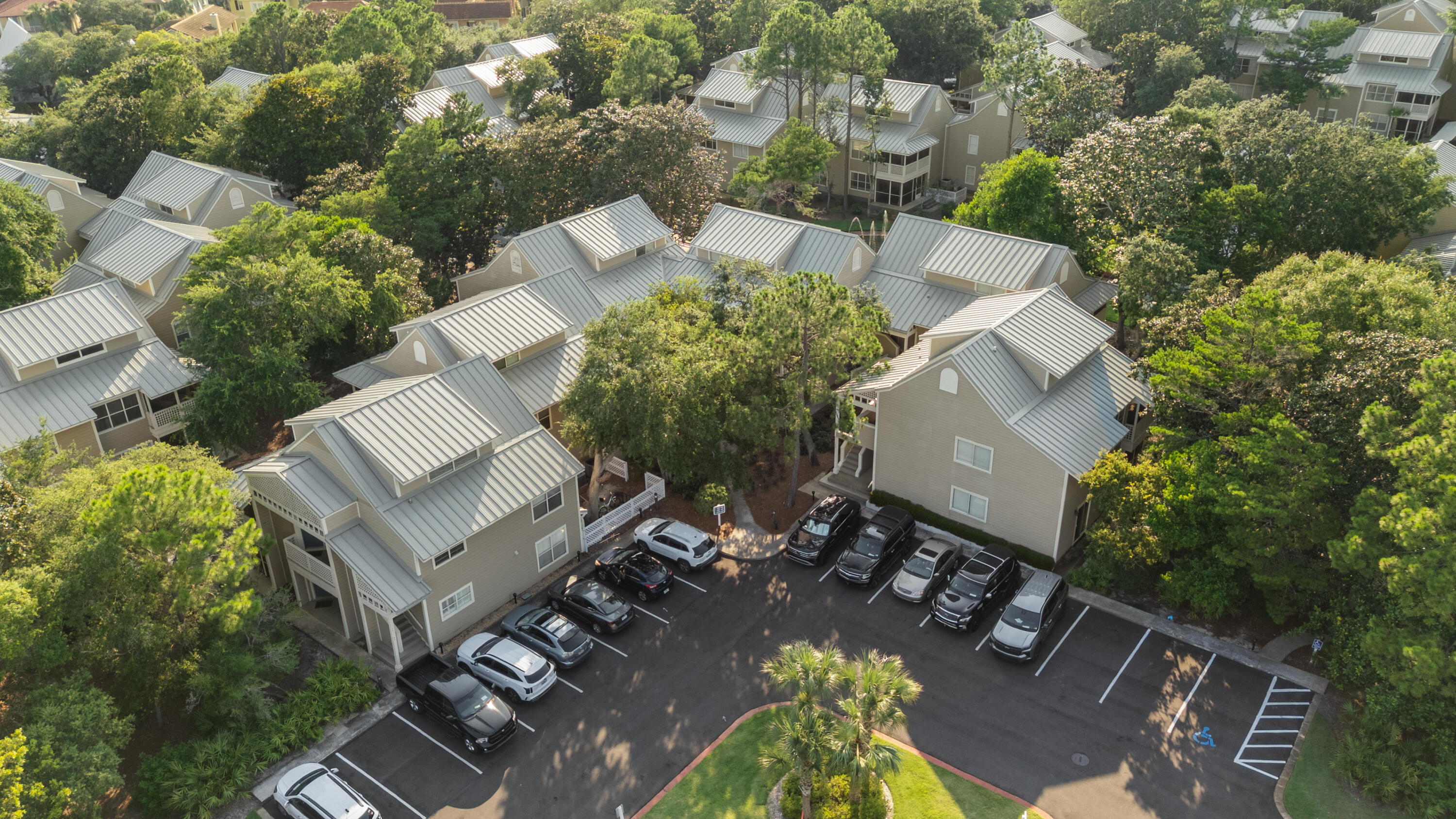 HIDDEN DUNES BEACH COTTAGES 2 - Residential