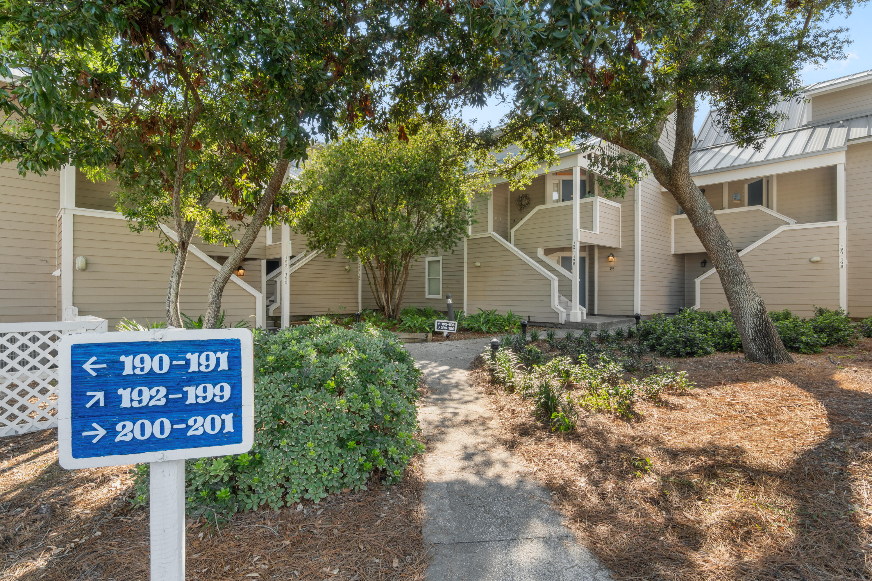 HIDDEN DUNES BEACH COTTAGES 2 - Residential