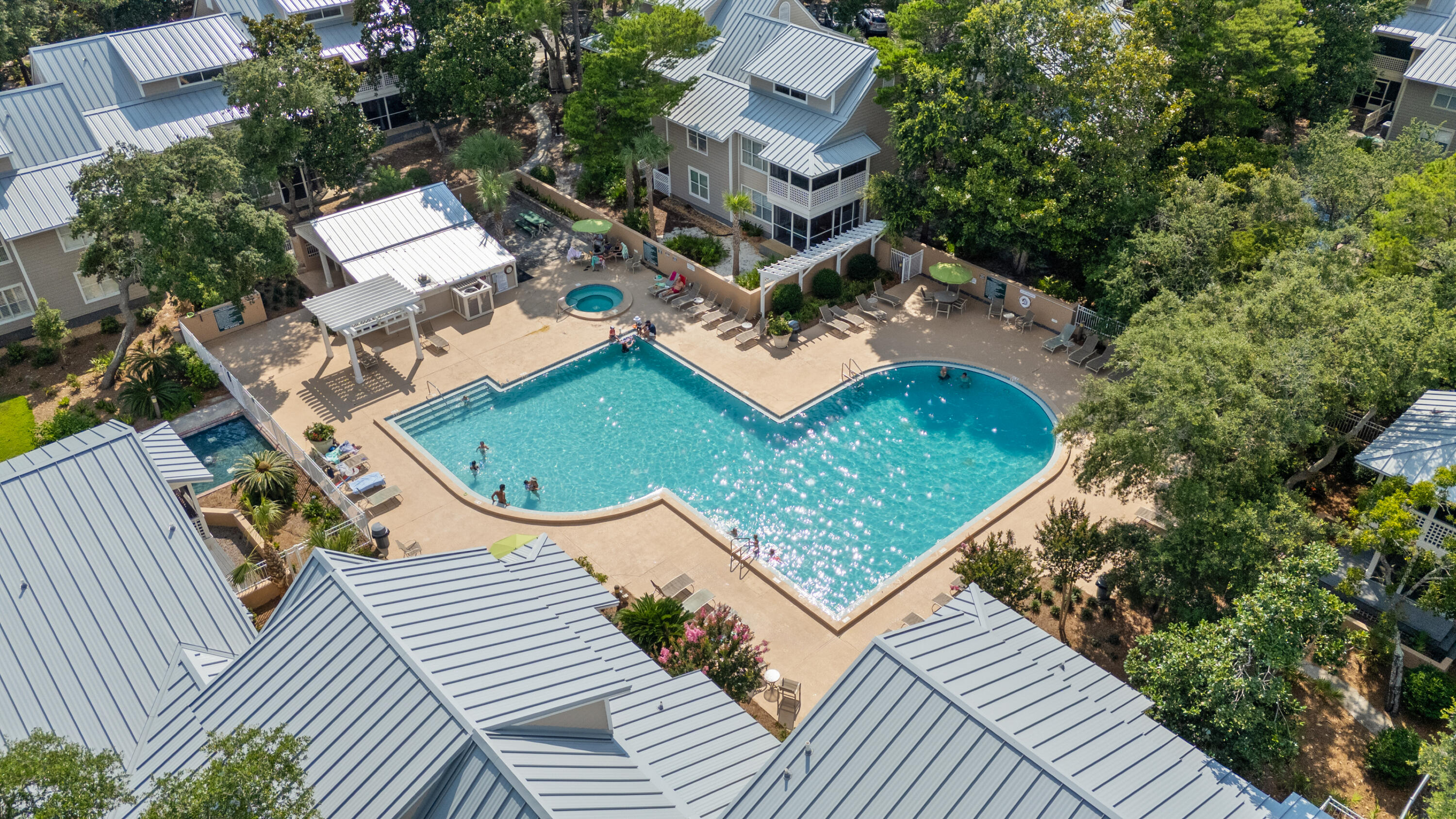 HIDDEN DUNES BEACH COTTAGES 2 - Residential