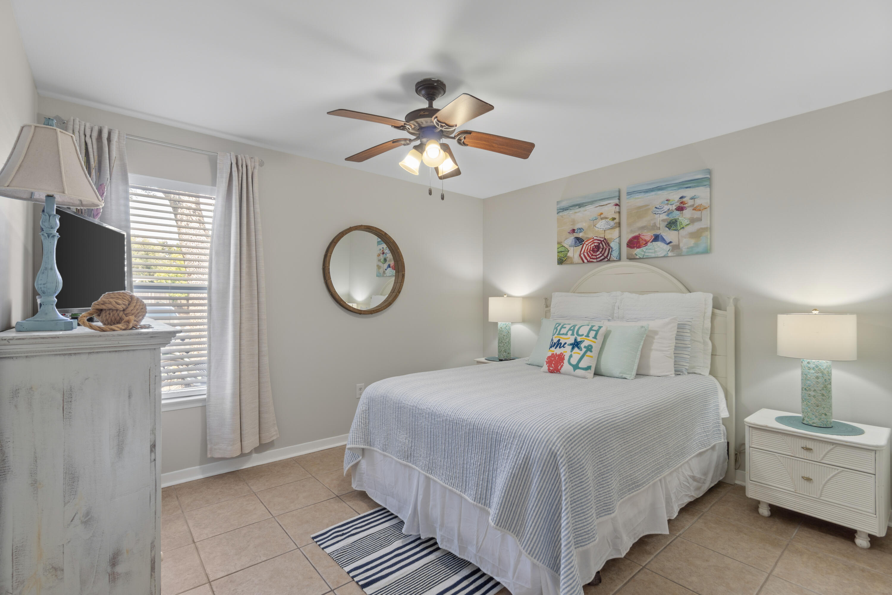 HIDDEN DUNES BEACH COTTAGES 2 - Residential