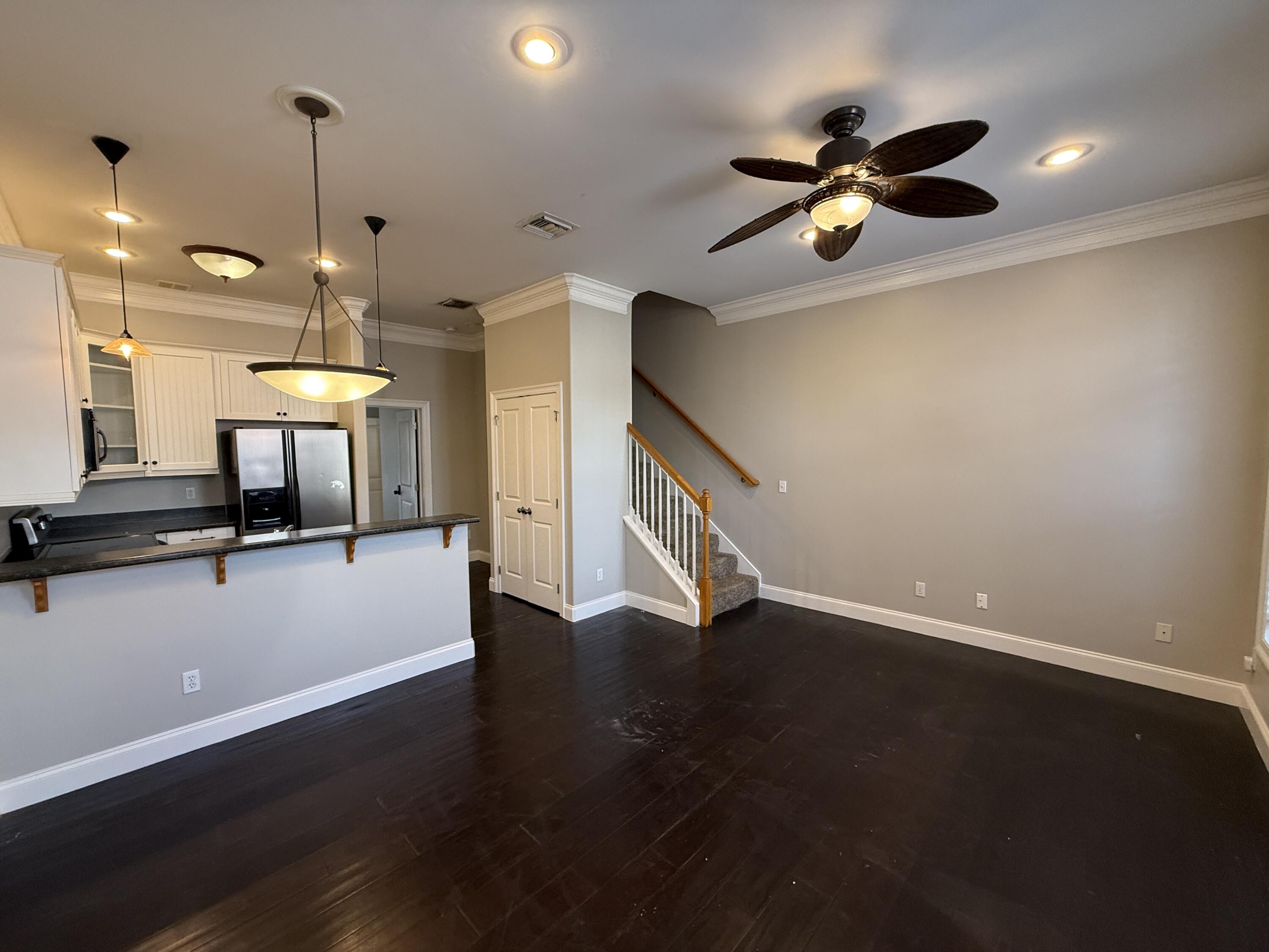 CORAL BAY VILLAGE - Residential Lease