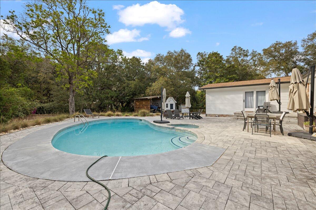 MORENO ACRES - Residential