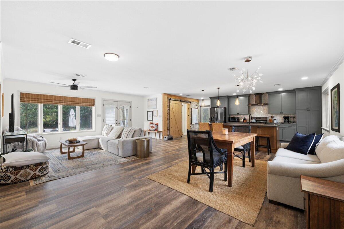 MORENO ACRES - Residential