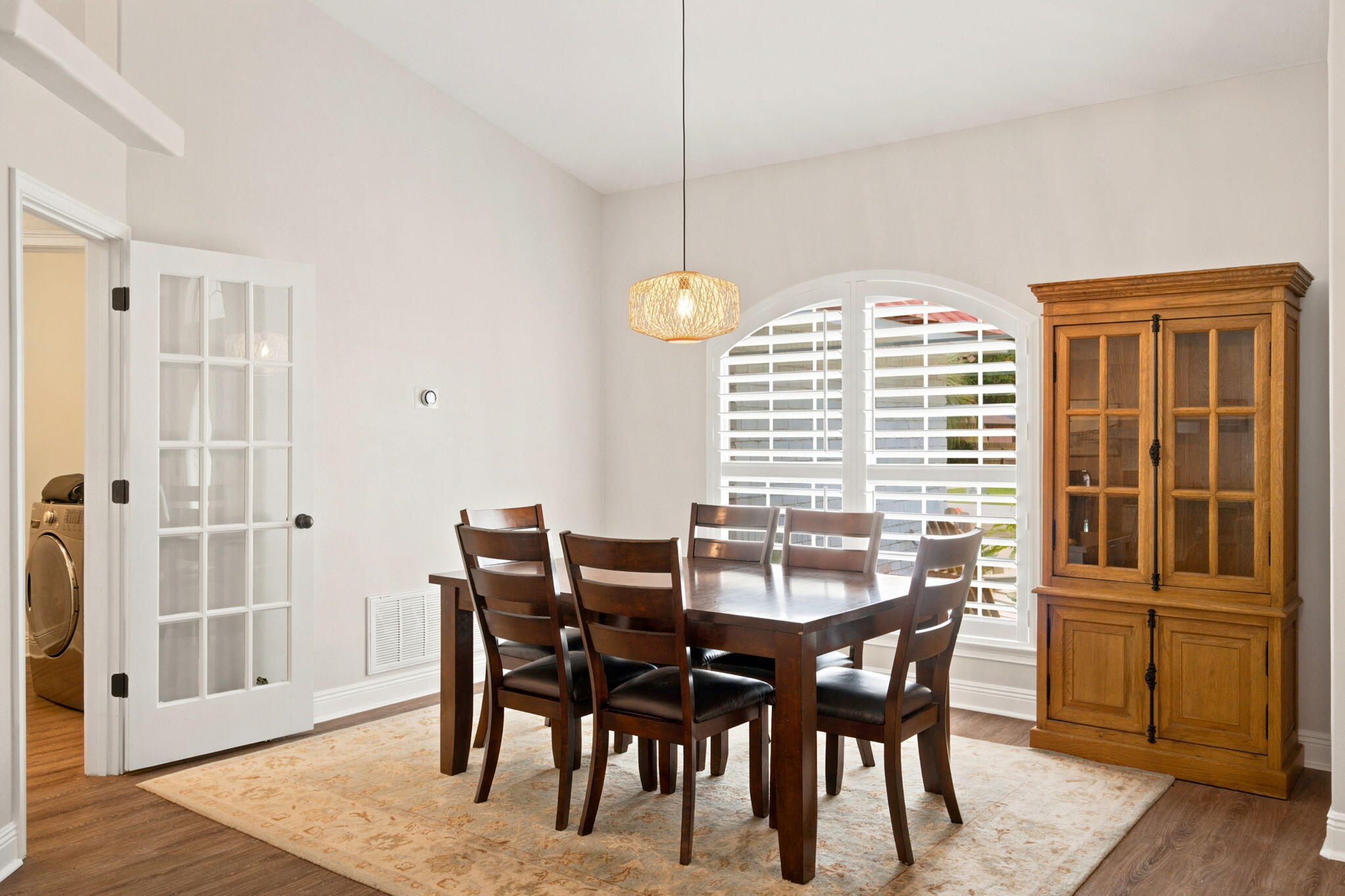 ROBLEDAL ESTATES - Residential