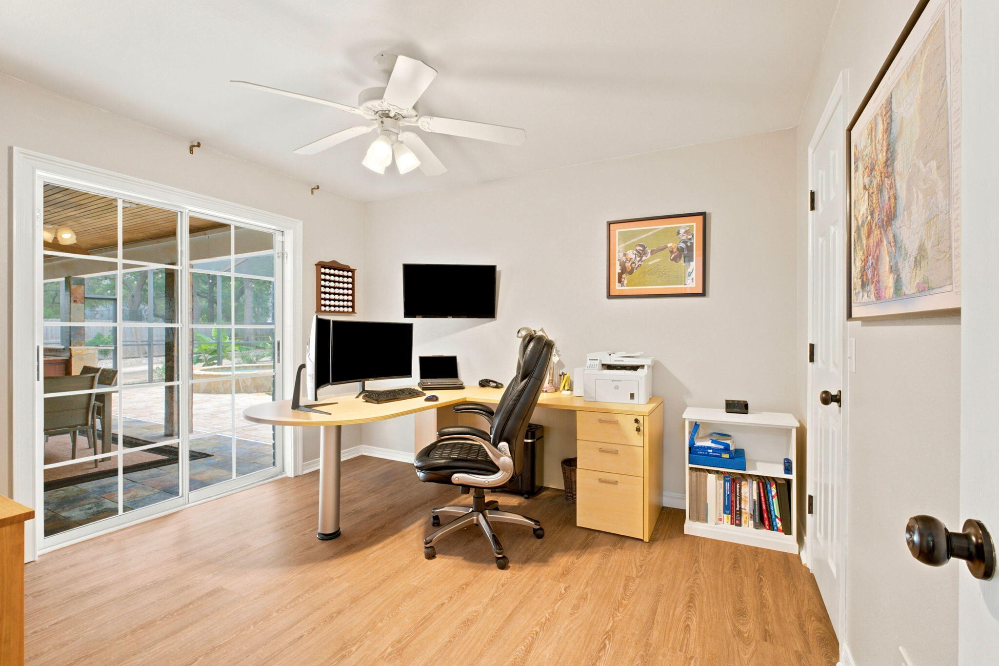 ROBLEDAL ESTATES - Residential