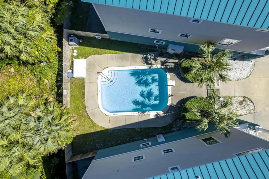LONG BEACH 3RD ADDN - Residential