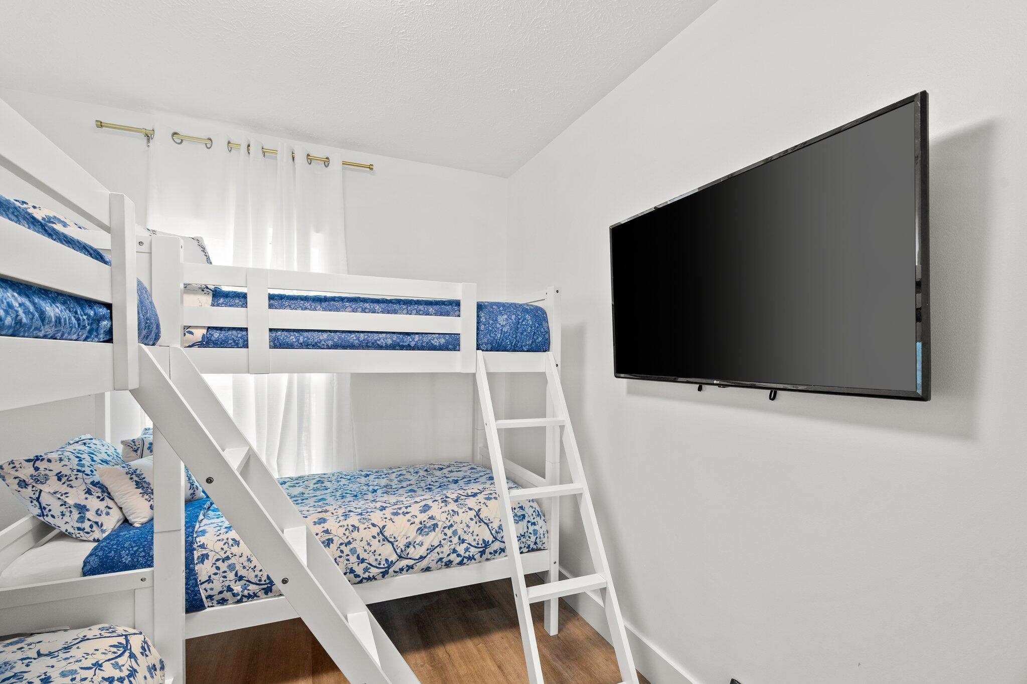 LONG BEACH 3RD ADDN - Residential
