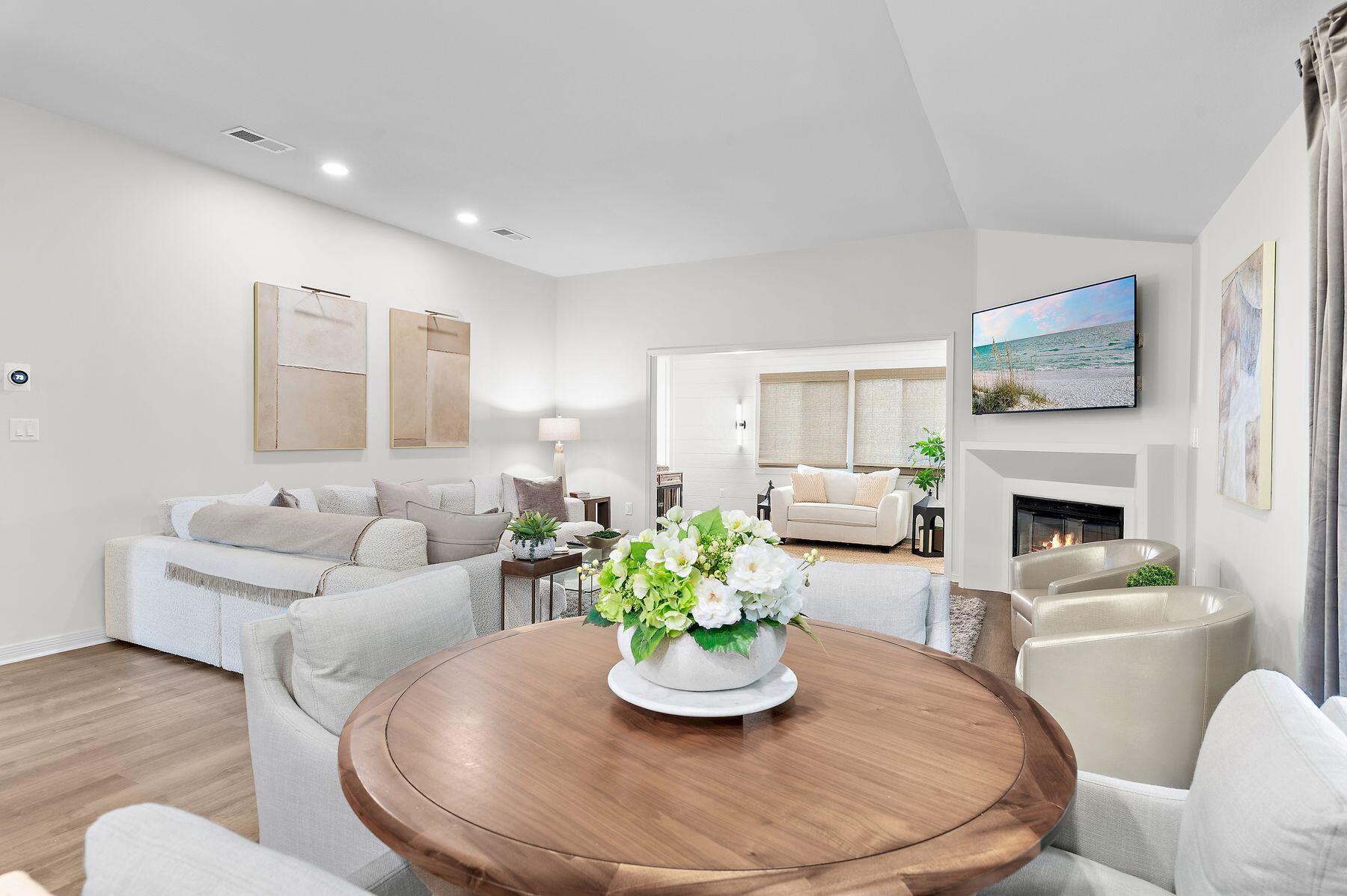 BAYSIDE - Residential