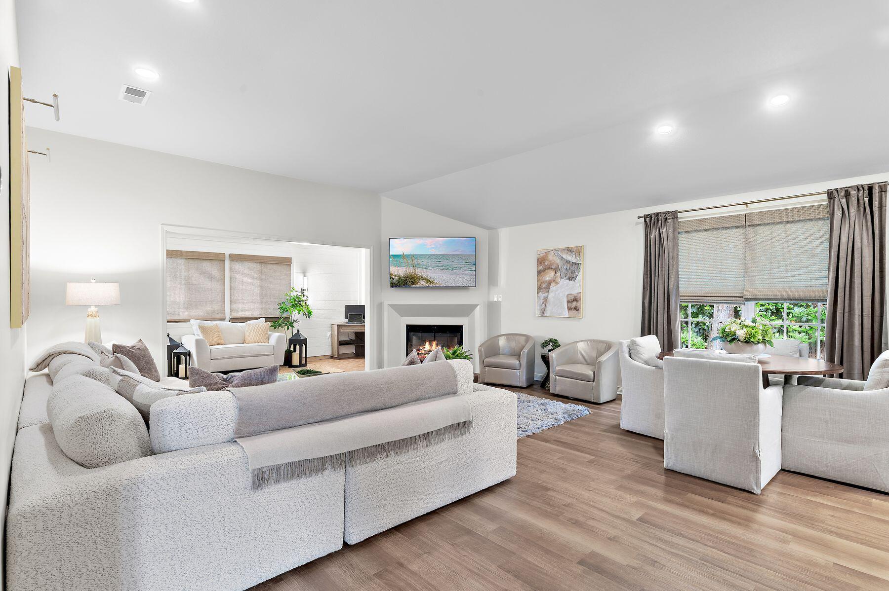 BAYSIDE - Residential