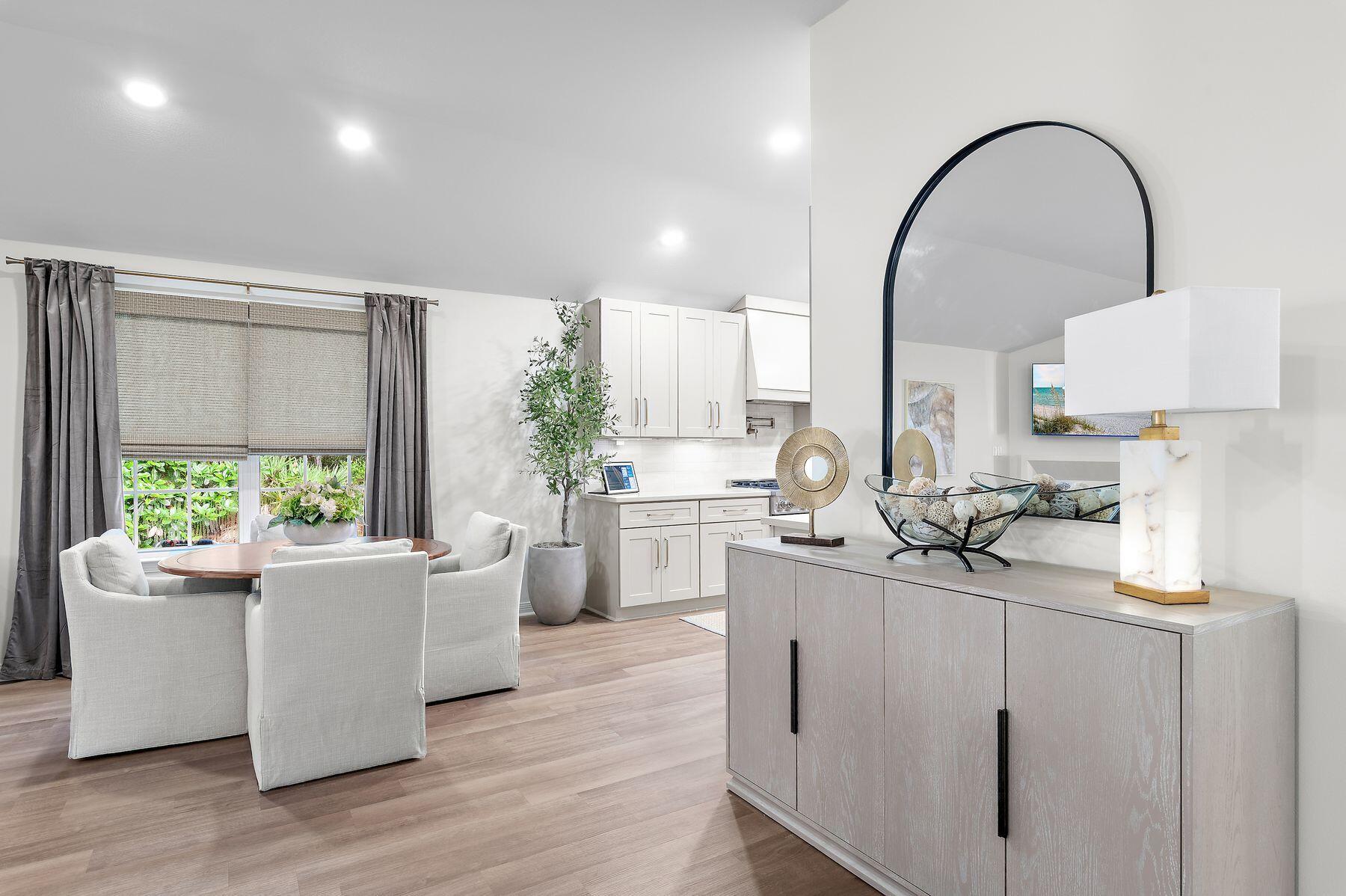 BAYSIDE - Residential