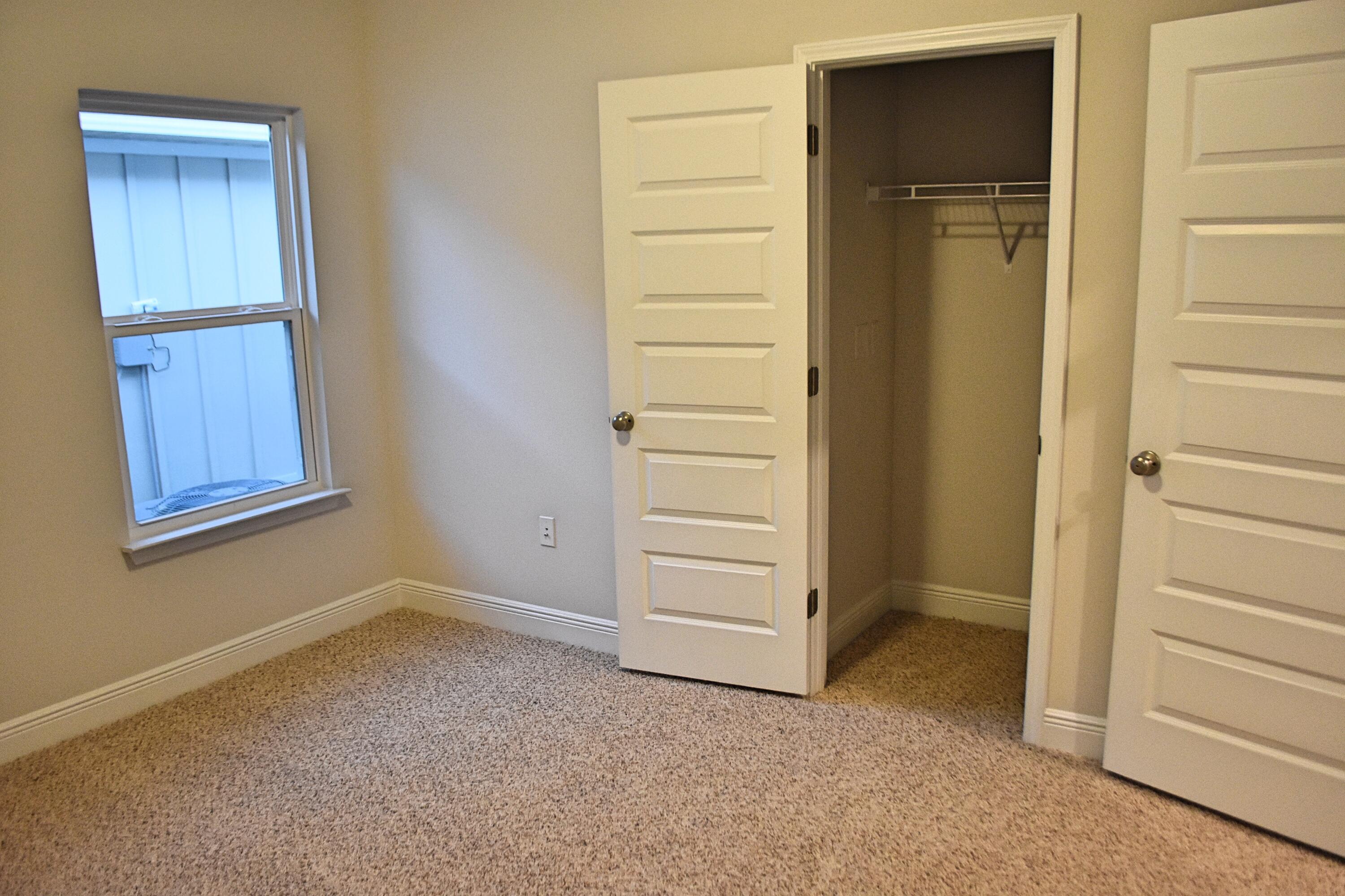 HAMMOCK BAY - Residential Lease