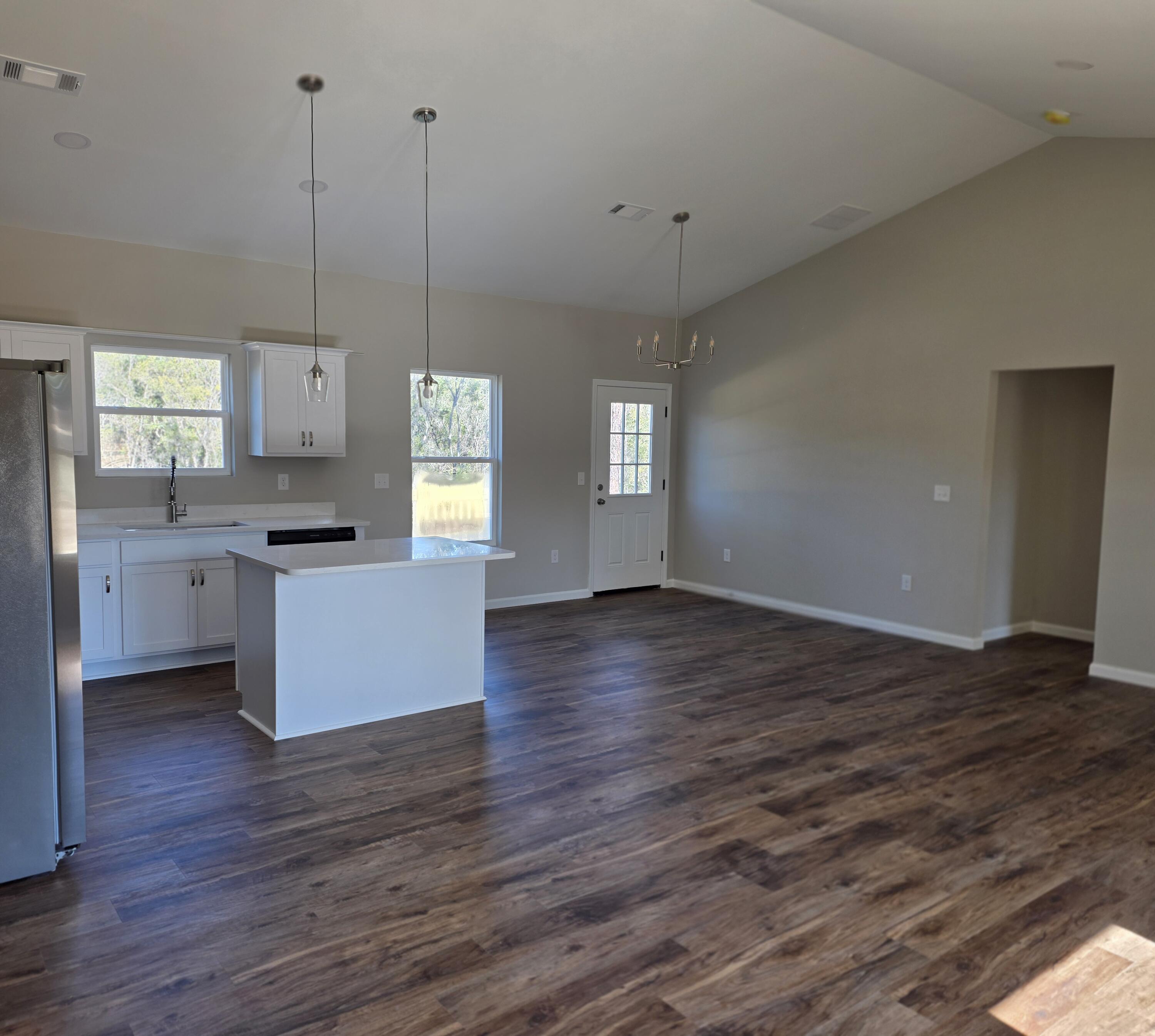 OAKWOOD HILLS UNIT 1 - Residential Lease