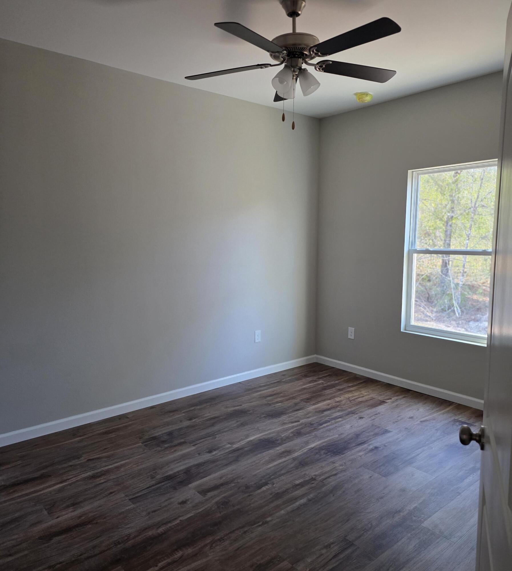 OAKWOOD HILLS UNIT 1 - Residential Lease