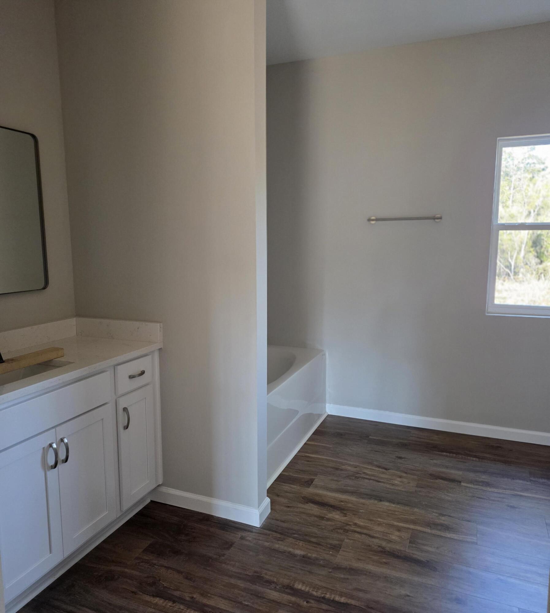 OAKWOOD HILLS UNIT 1 - Residential Lease