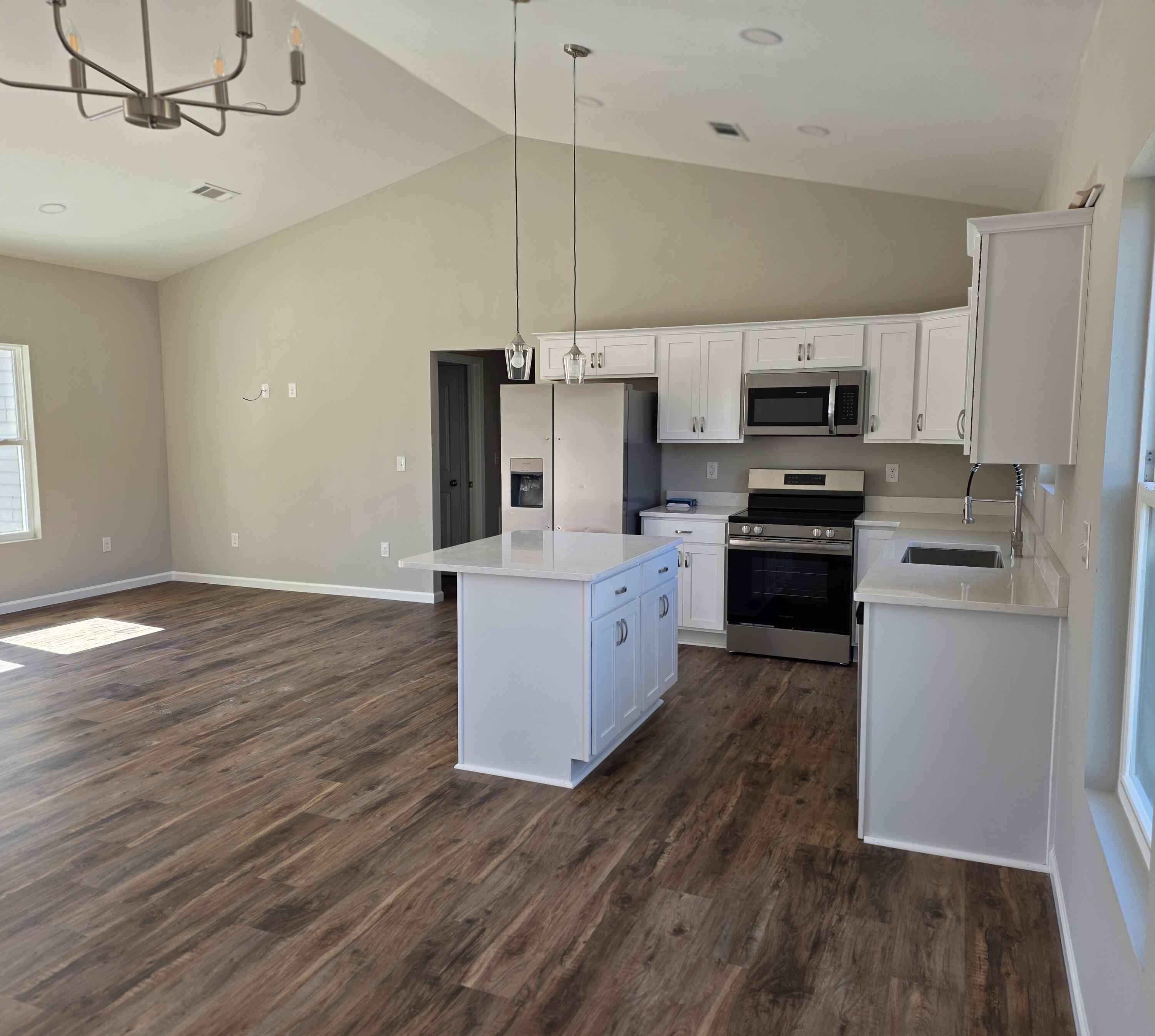 OAKWOOD HILLS UNIT 1 - Residential Lease