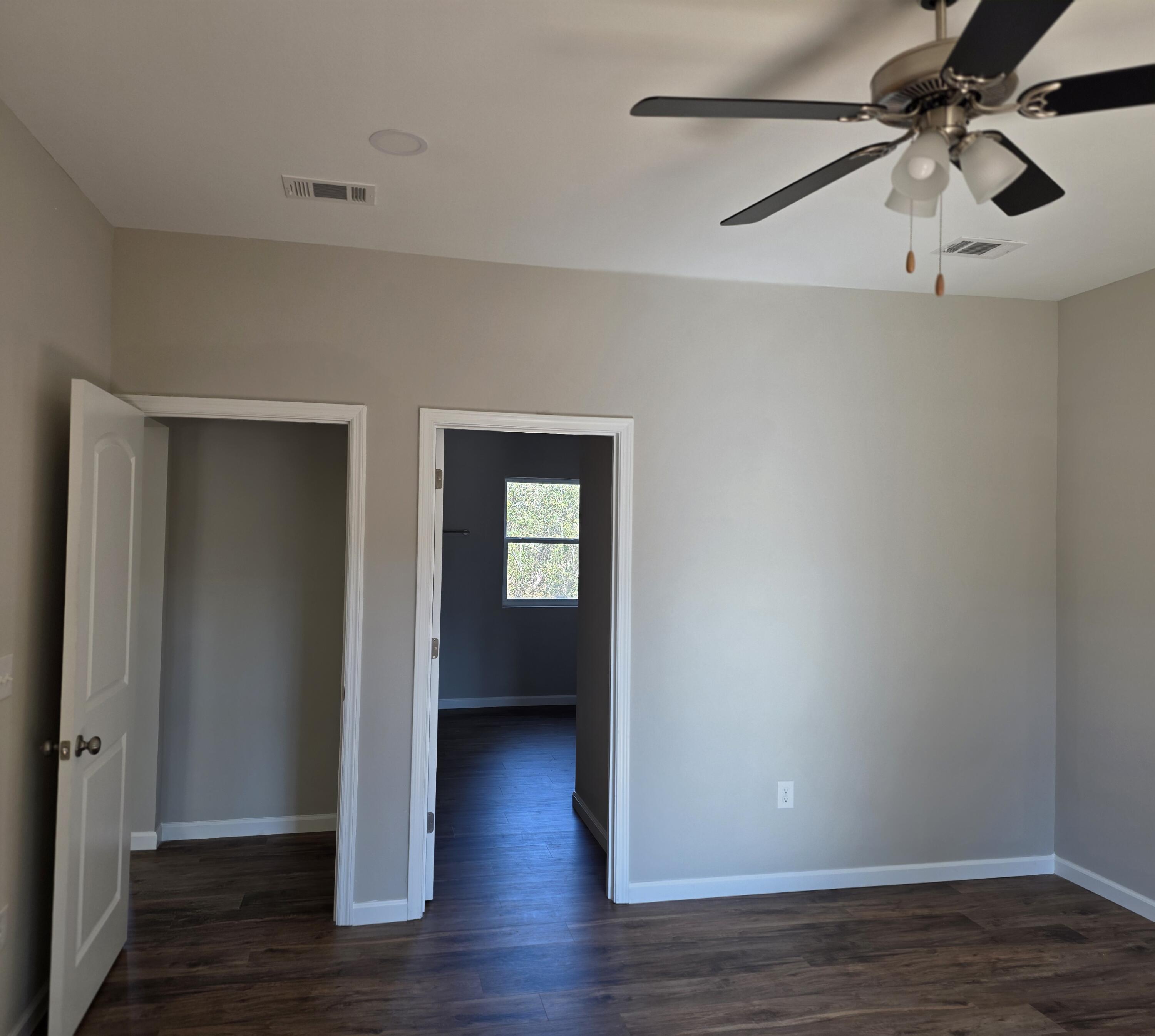 OAKWOOD HILLS UNIT 1 - Residential Lease