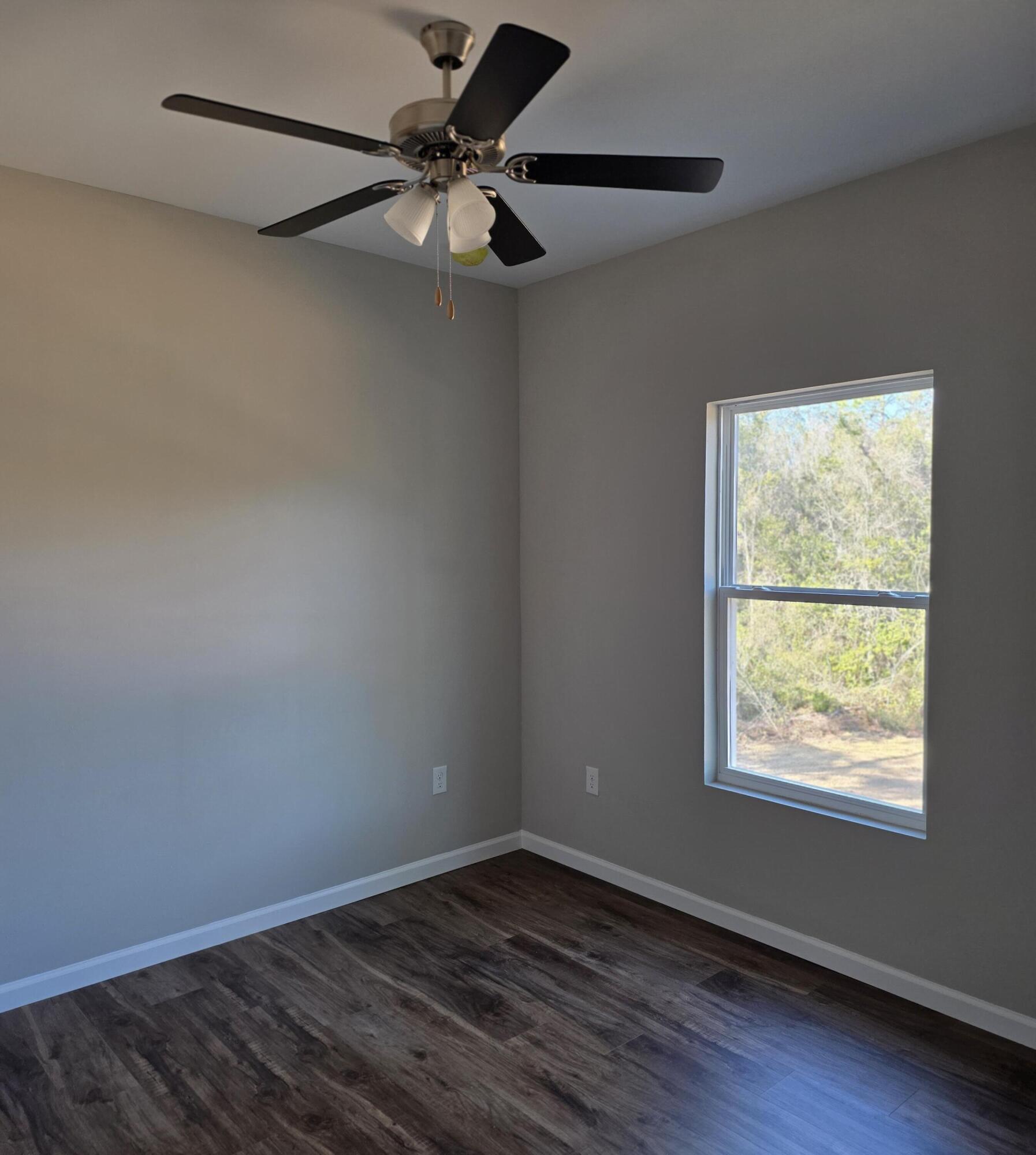 OAKWOOD HILLS UNIT 1 - Residential Lease