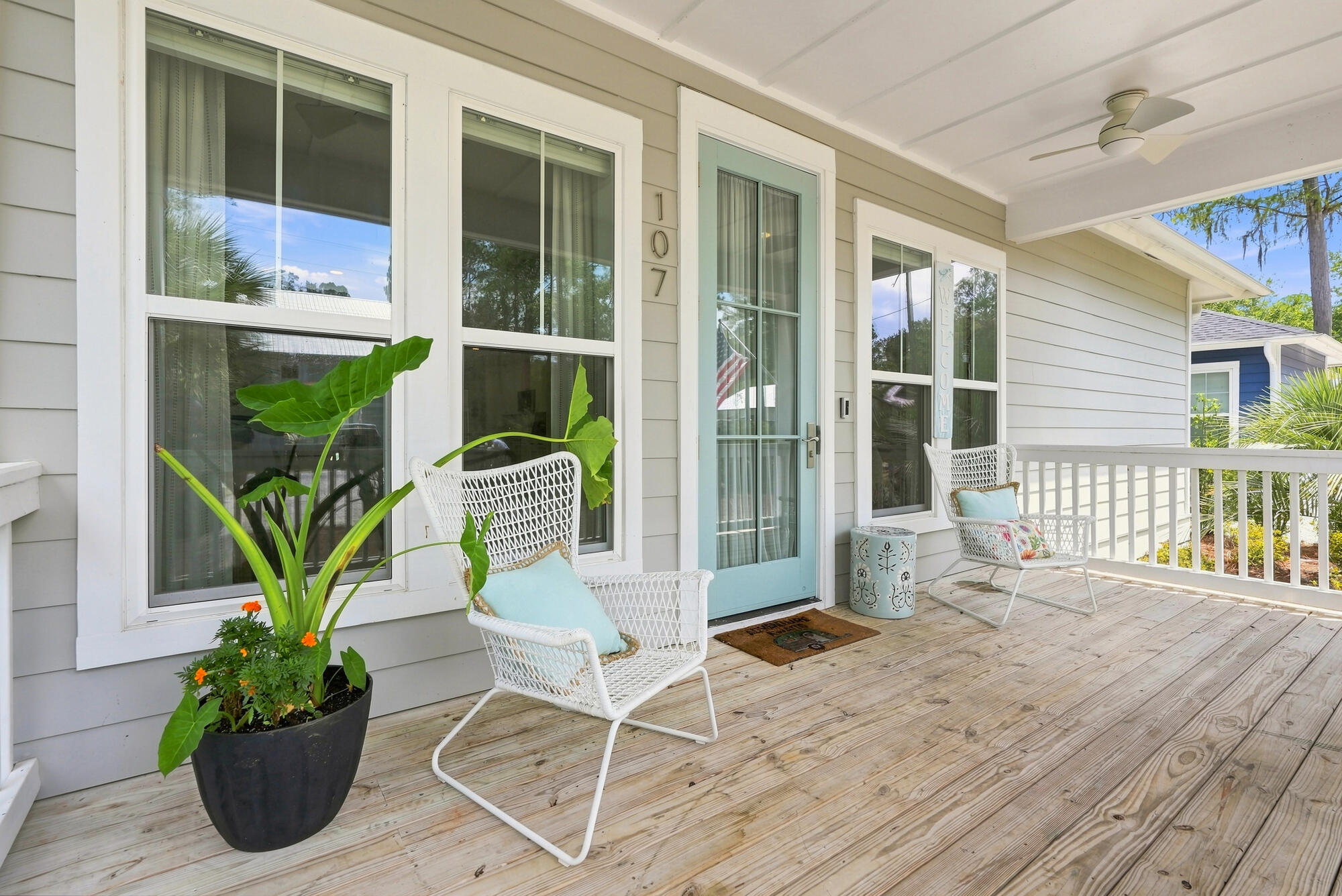 MAGNOLIA BEACH - Residential